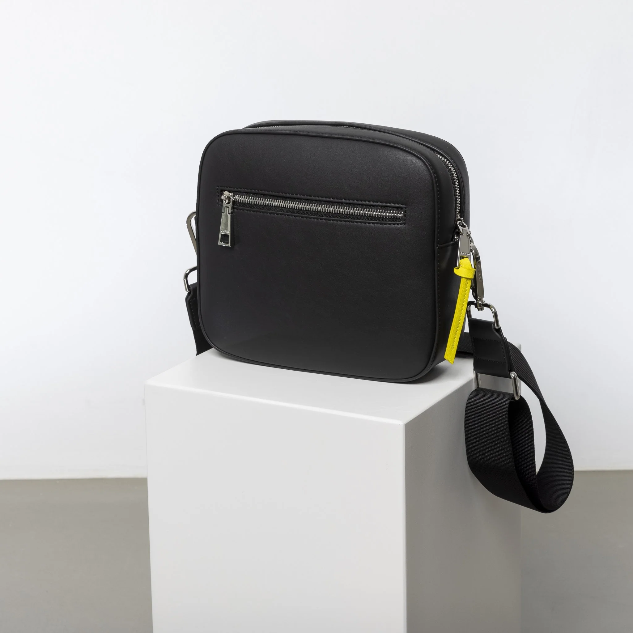 crossbody bag + strap basic woven - black - Image 3