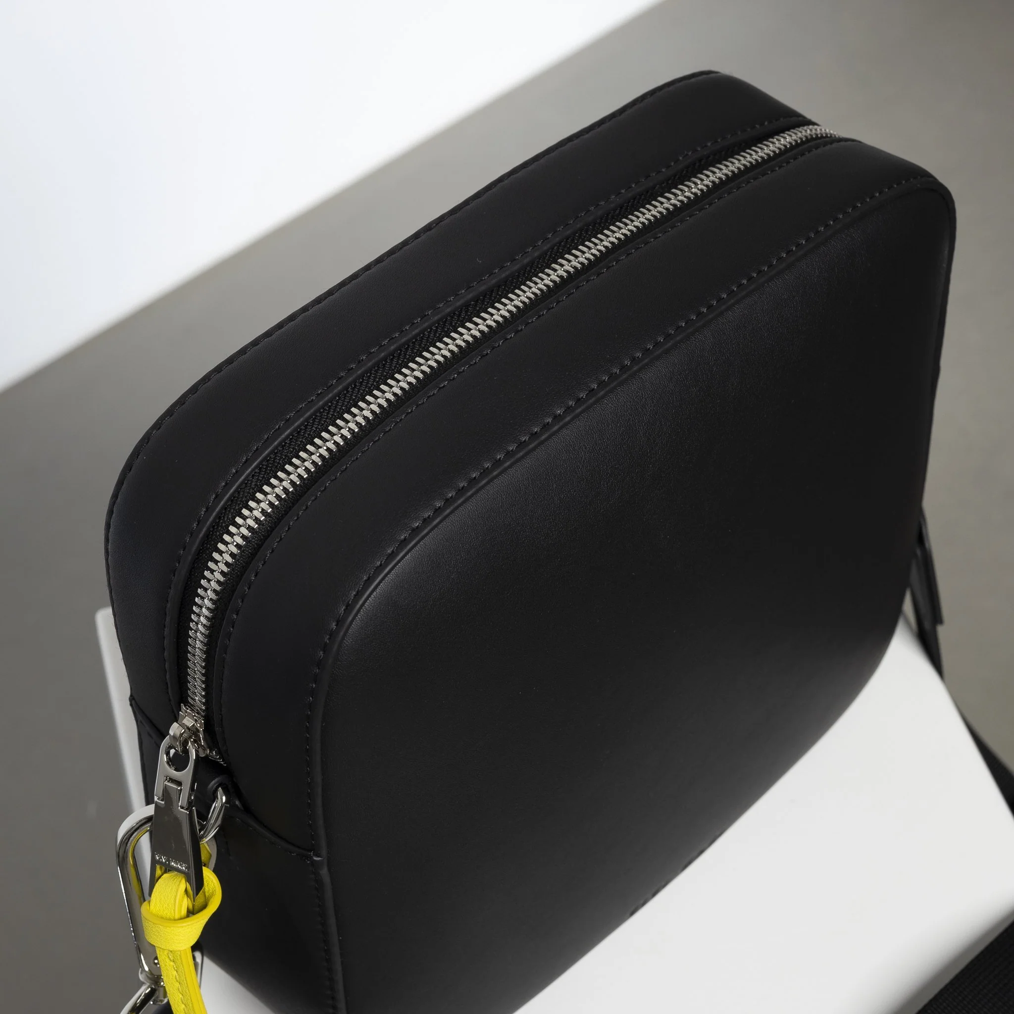crossbody bag + strap basic woven - black - Image 7