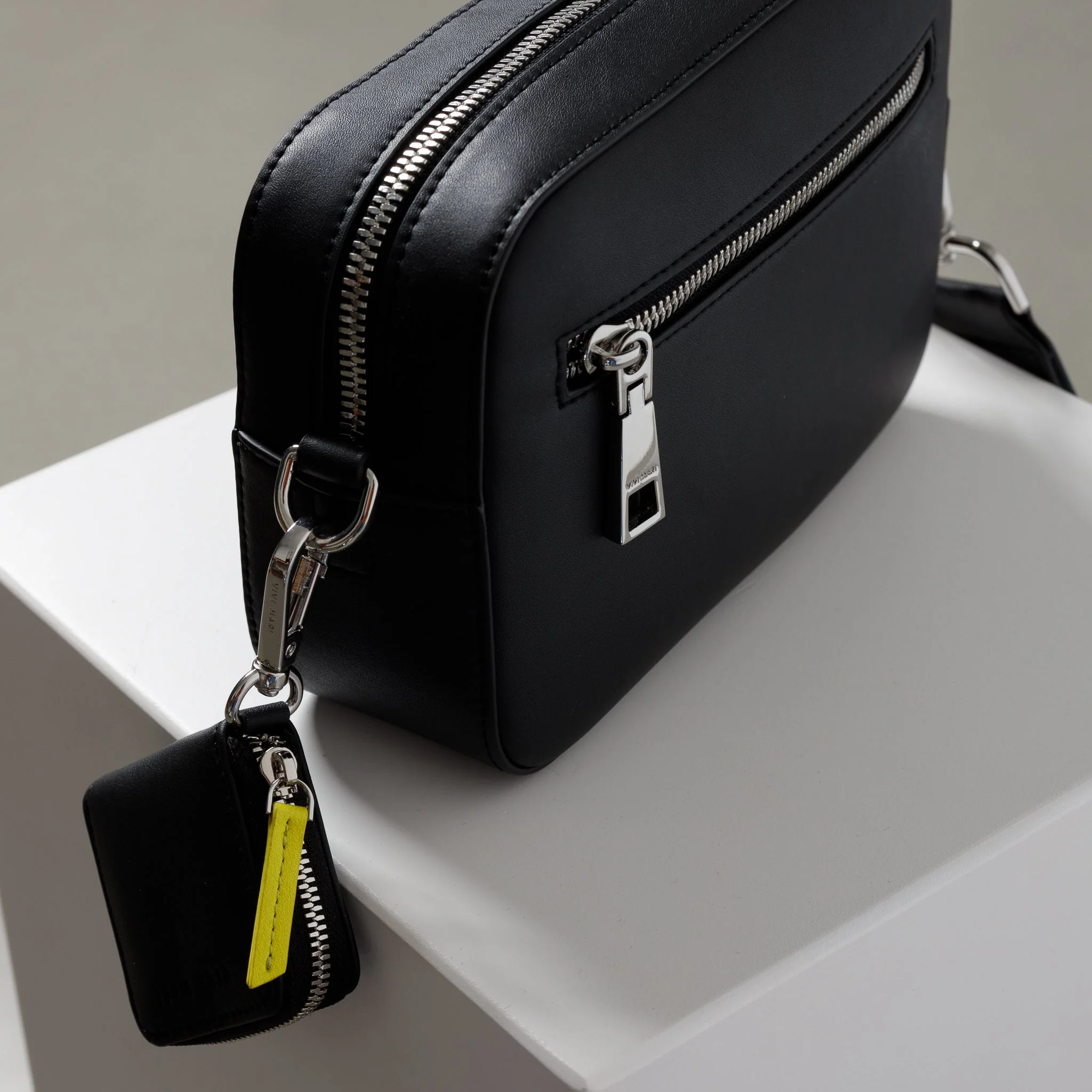 crossbody bag small + strap basic woven - black - Image 5