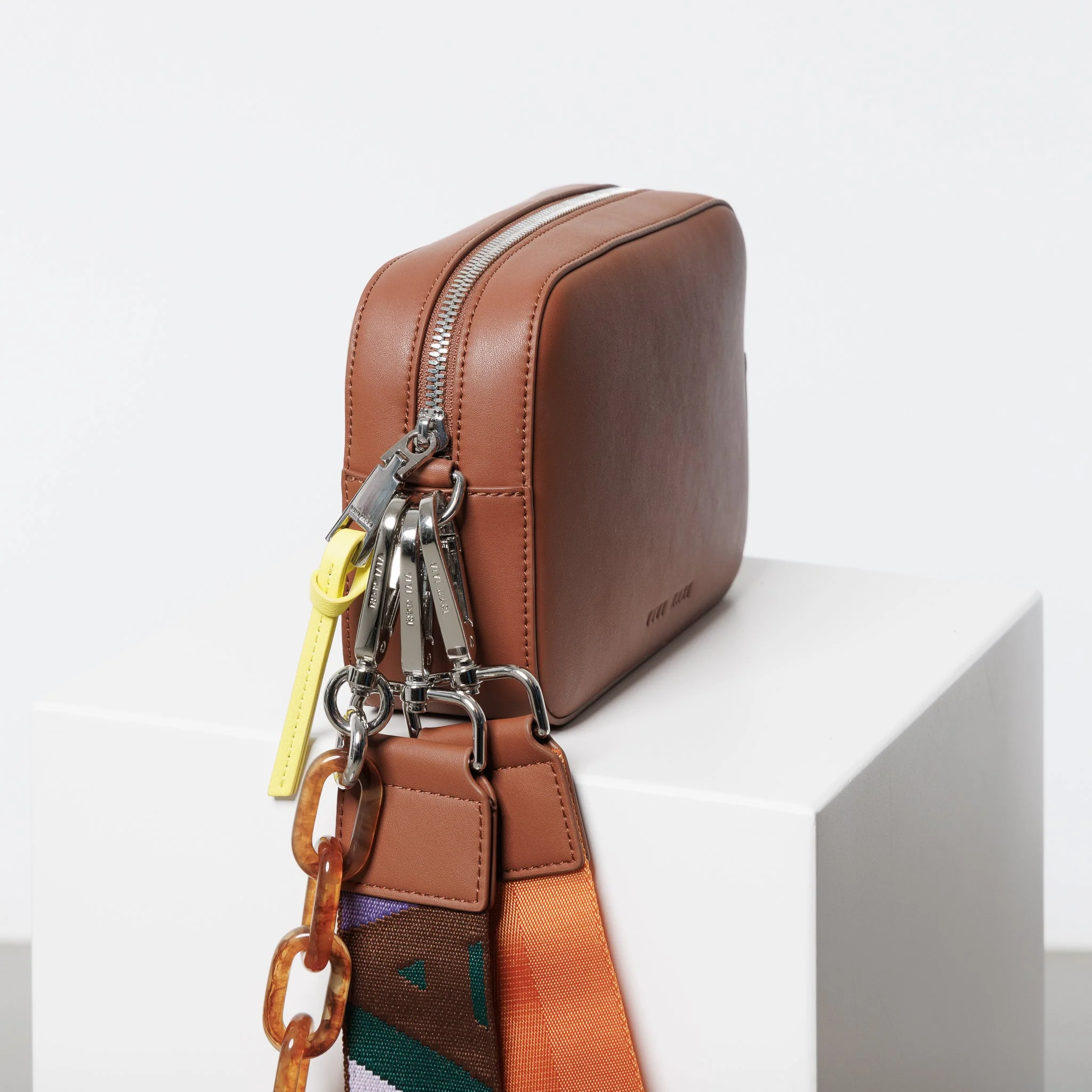 crossbody bag small + strap basic woven - tan - Image 8