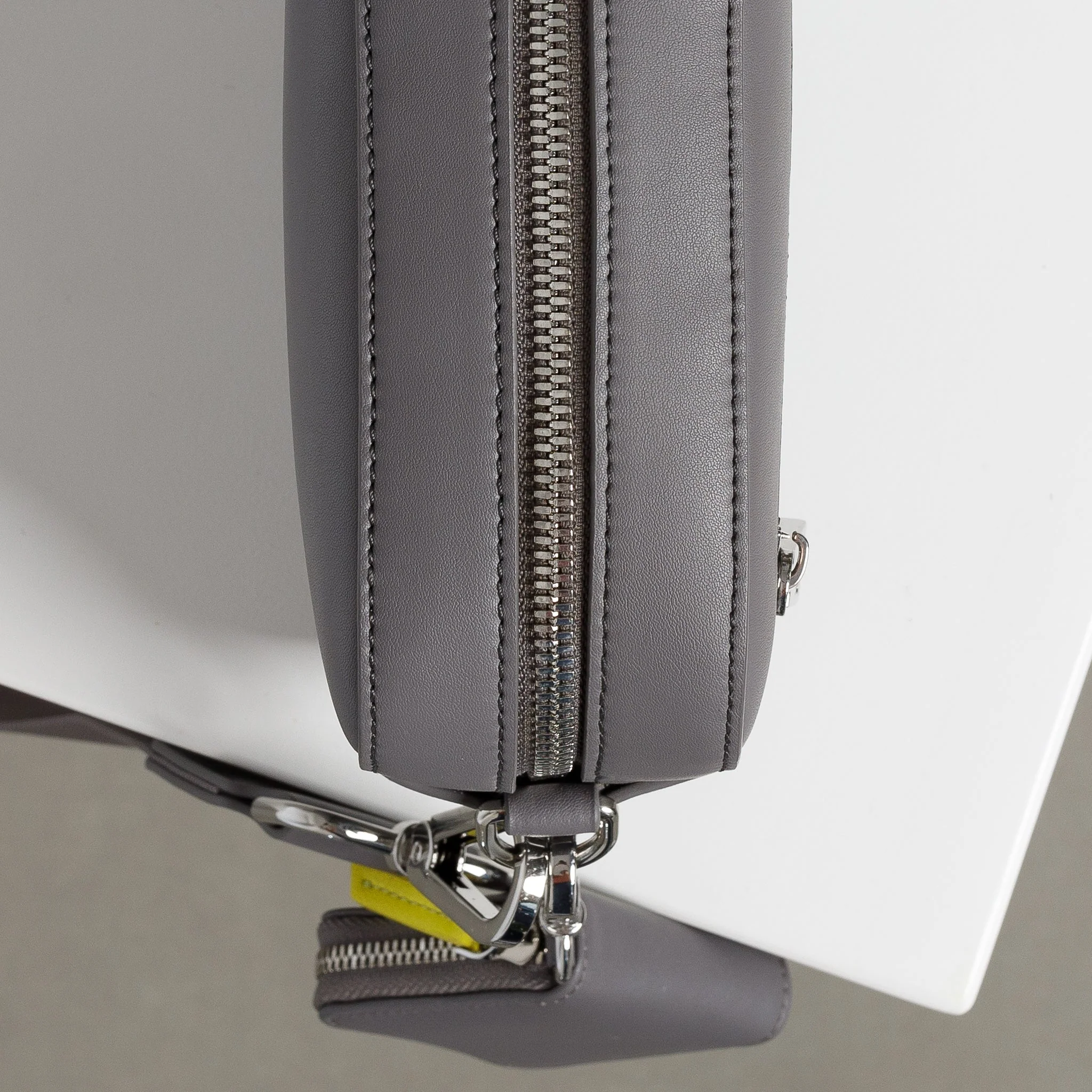 crossbody bag small + strap basic woven - taupe - Image 17