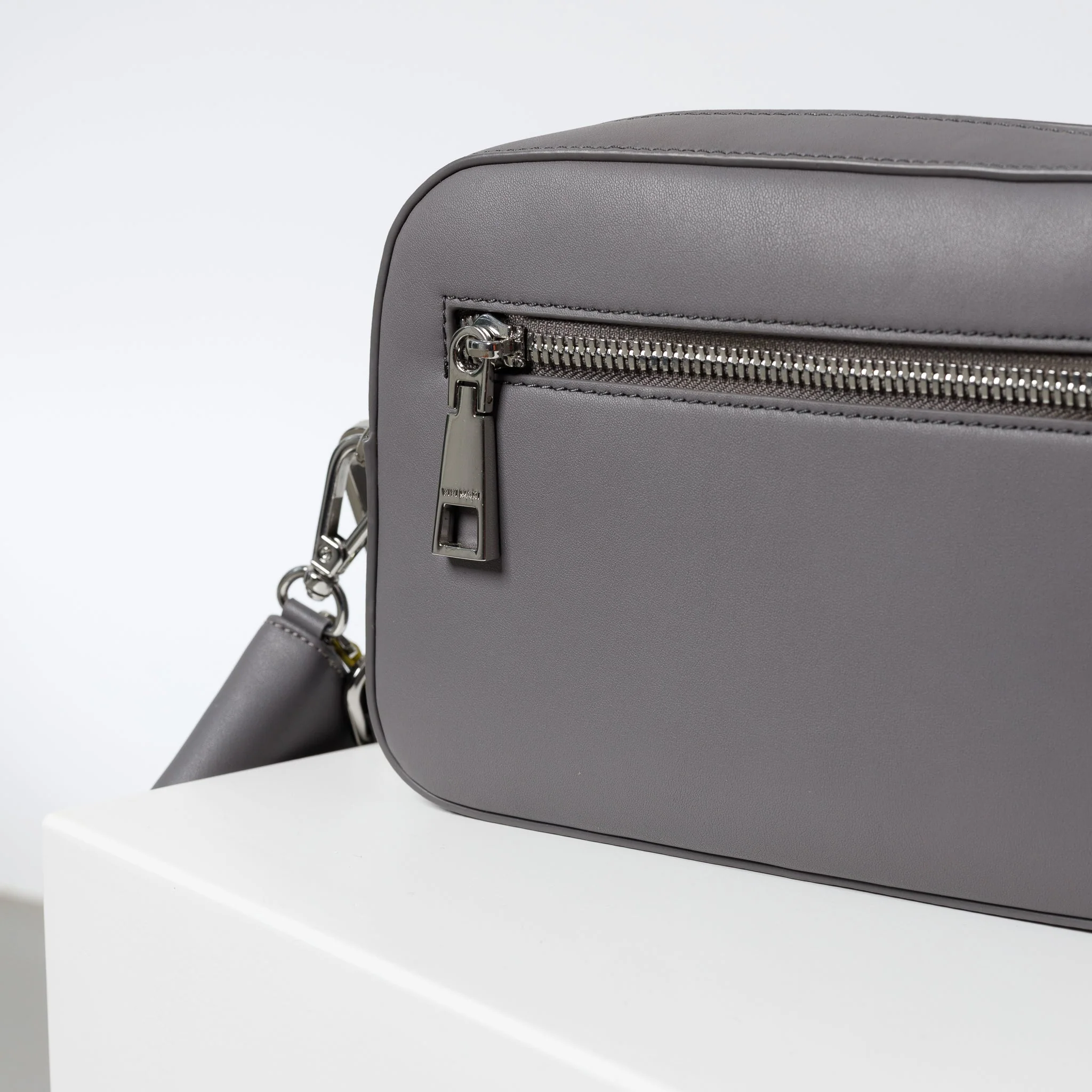 crossbody bag small + strap basic woven - taupe - Image 4