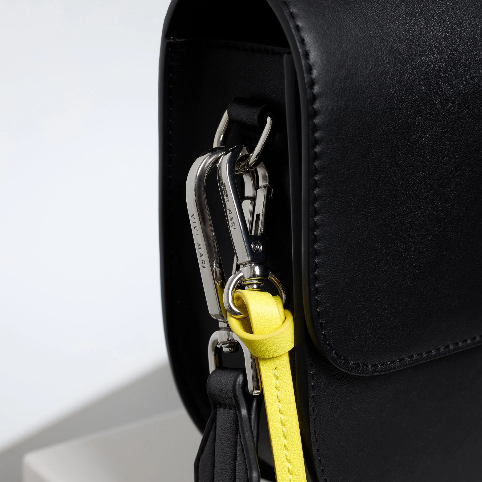 halfmoon bag + strap basic belt - black - Image 18