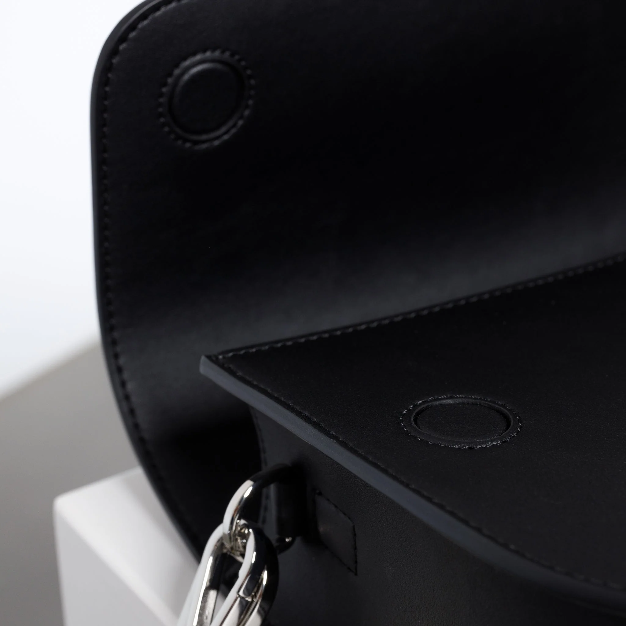 halfmoon bag + strap basic belt - black - Image 9