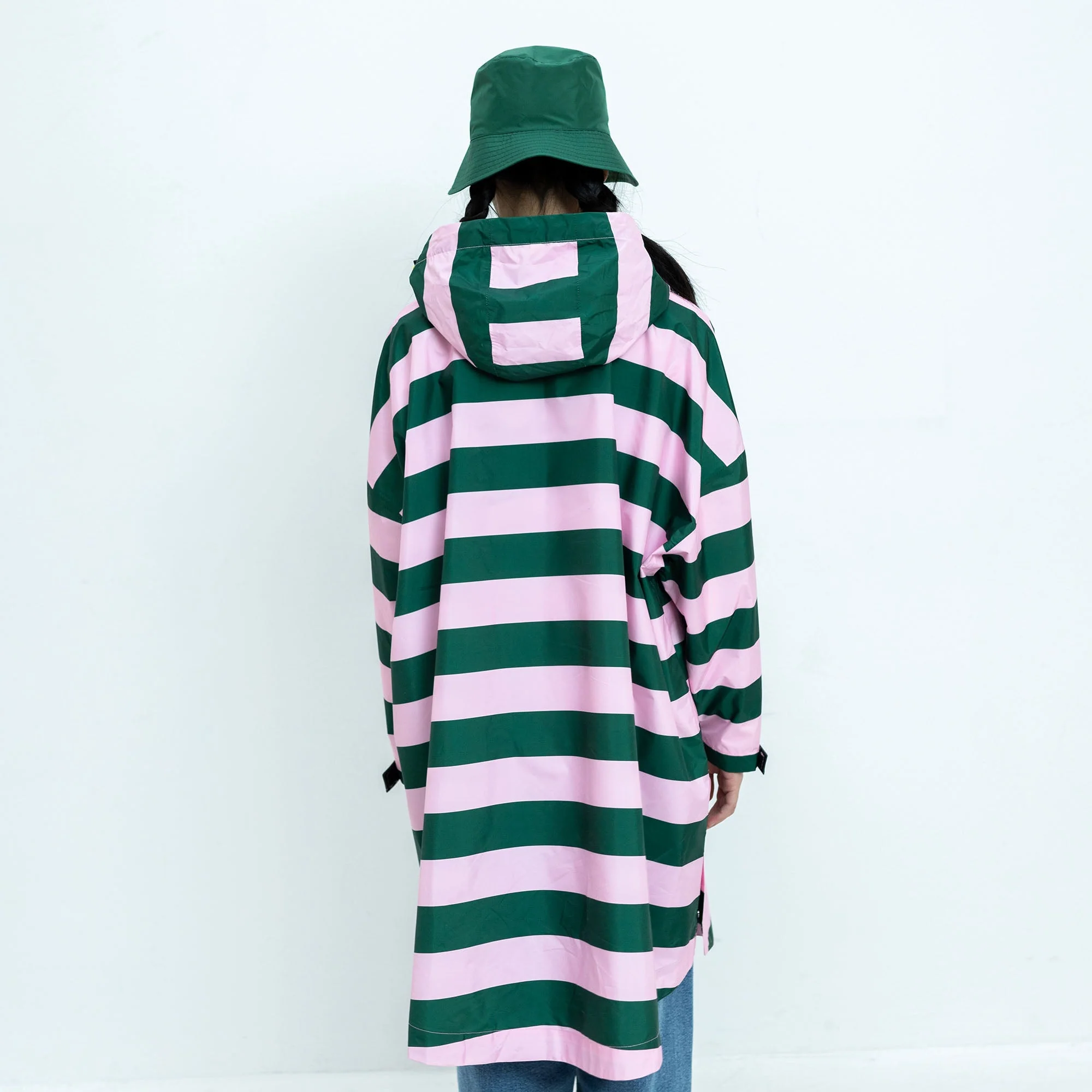 Kids Bucket Hat solid green - Image 4