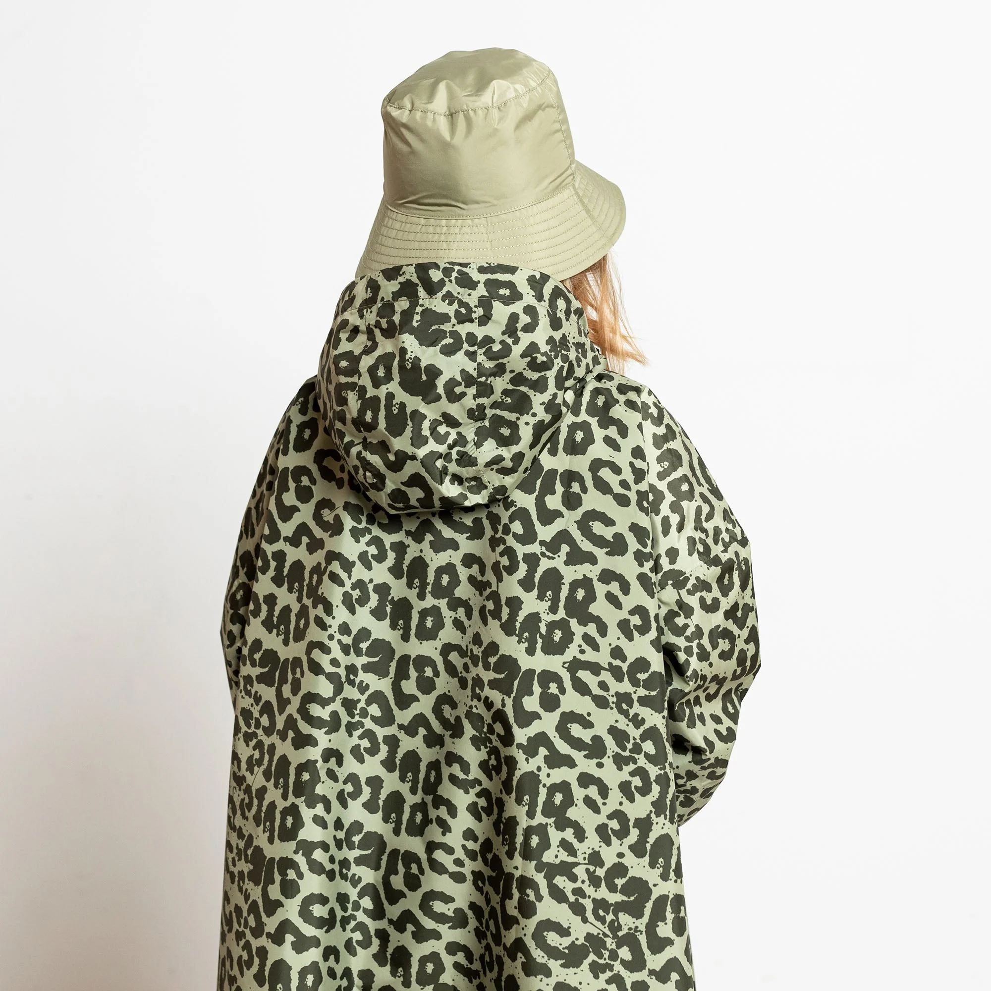 Kids Bucket Hat solid pale olive - Image 6