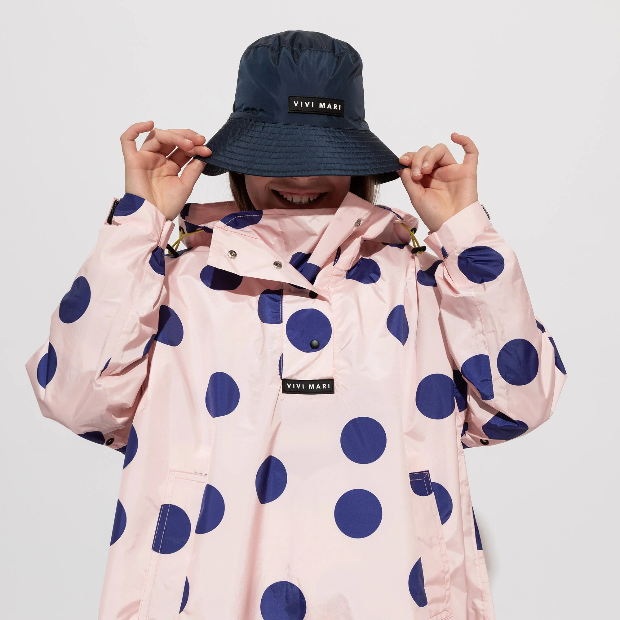 Kids Raincoat dots powder/blue - Image 3
