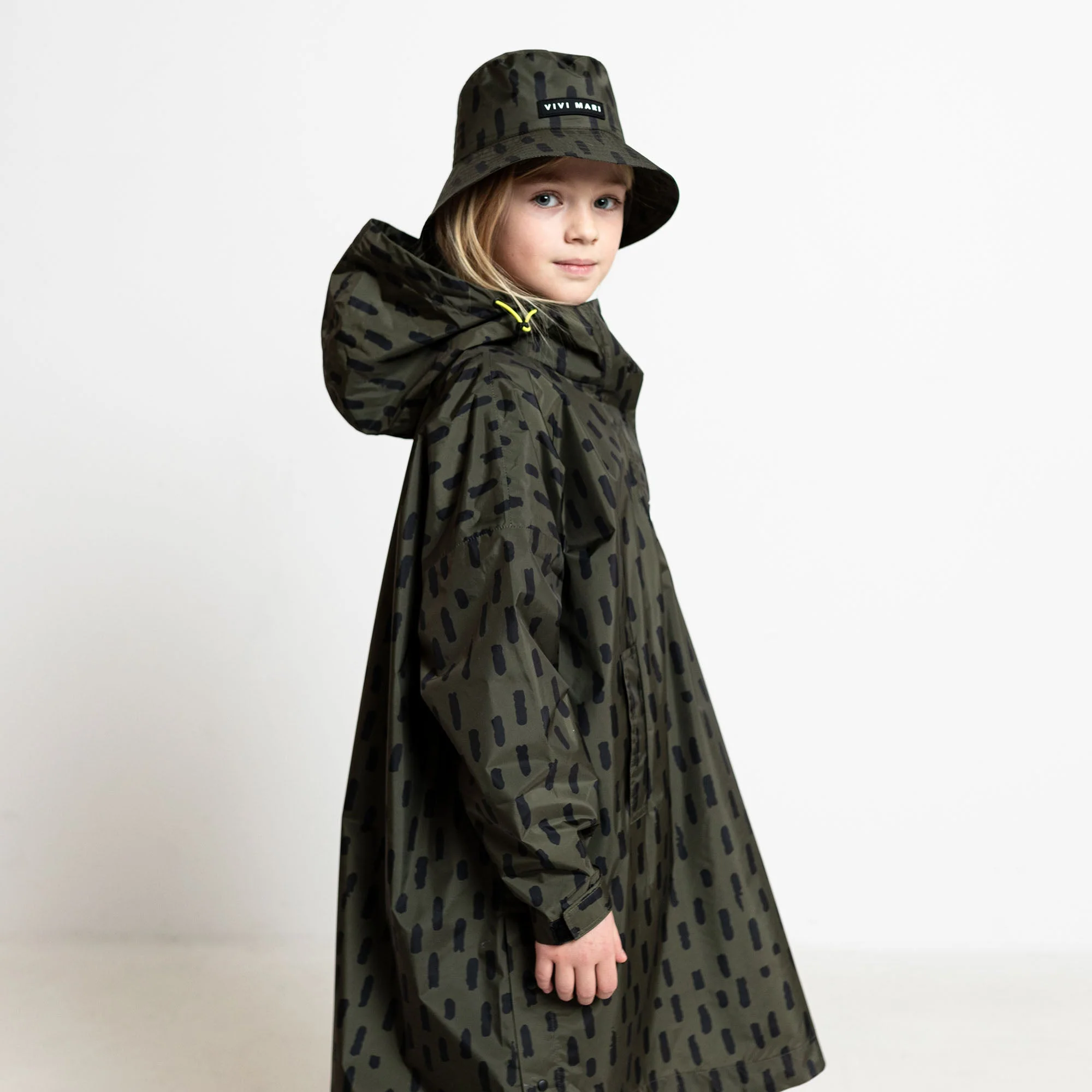 Kids Raincoat drops olive/black - Image 3