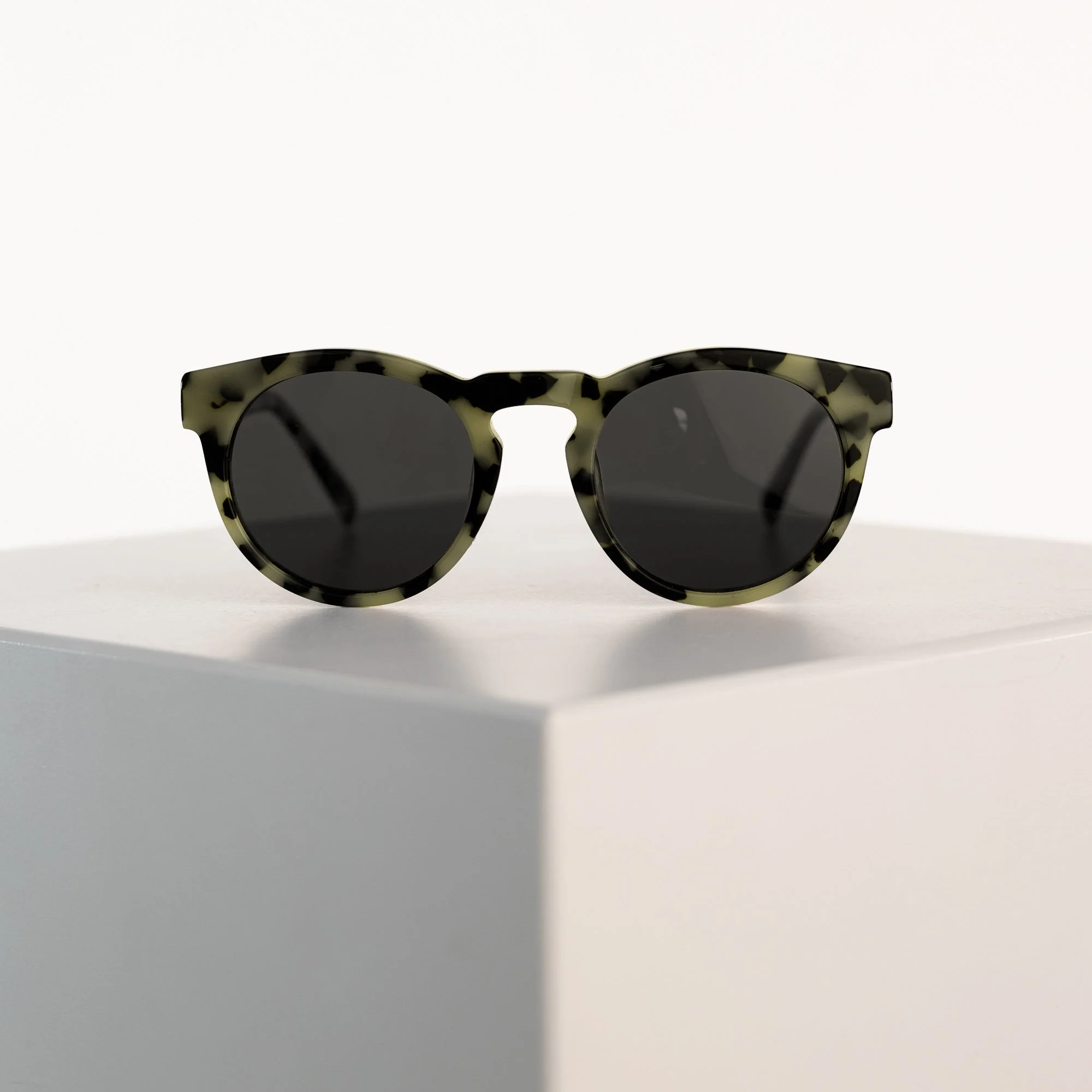 Kiss the Sun - leo black/olive - Image 4