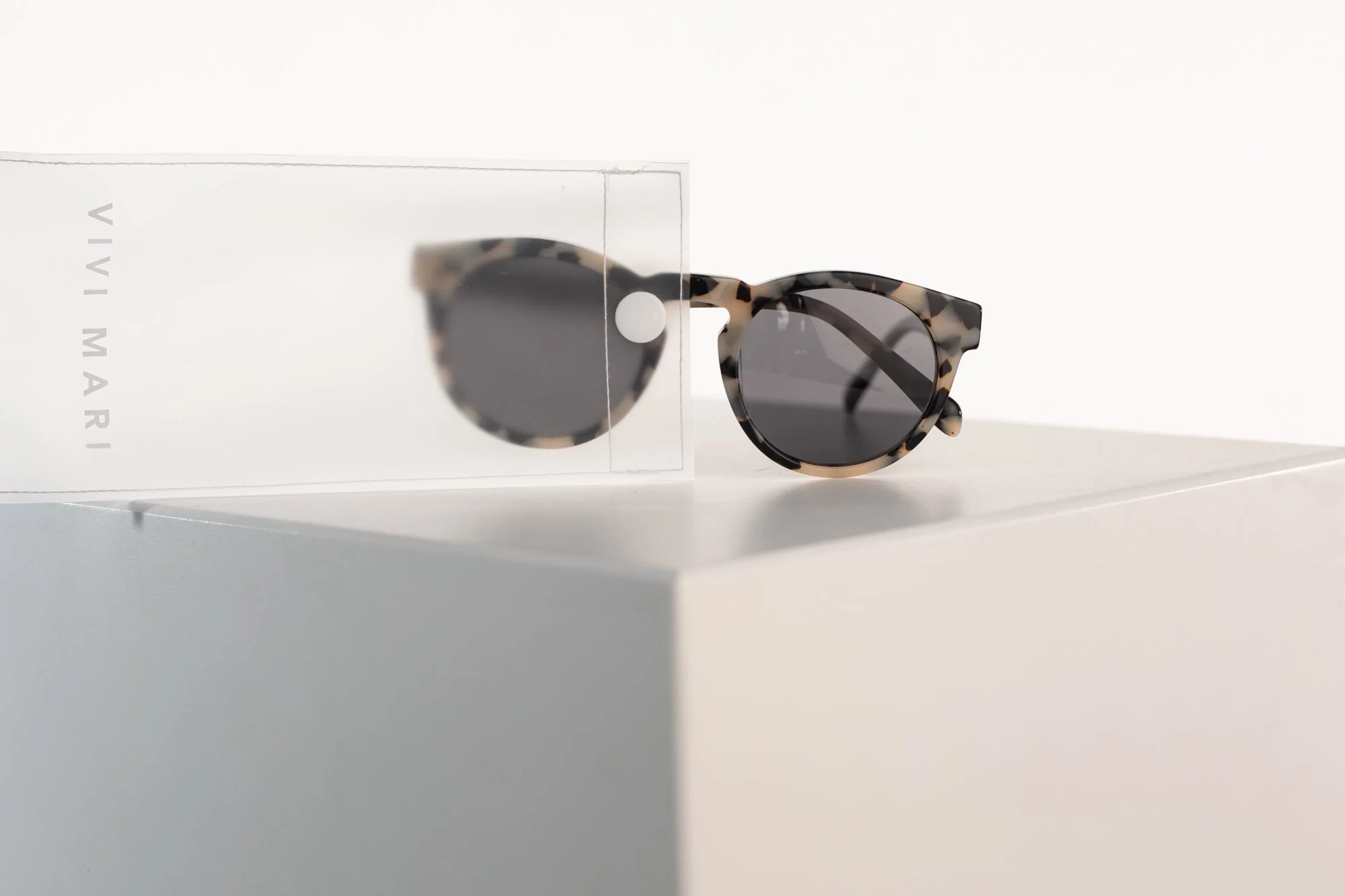 Kiss the Sun - leo black/sand - Image 23