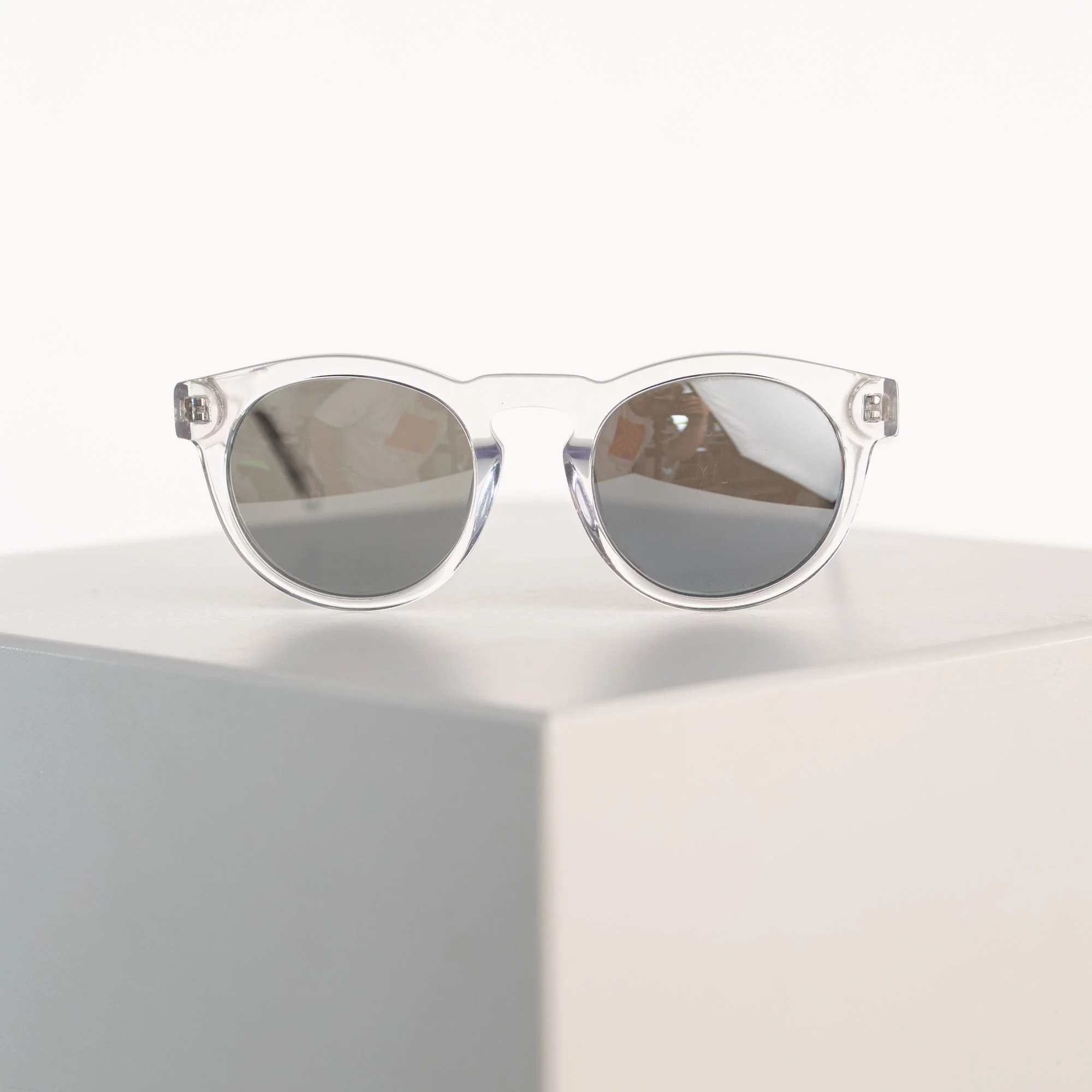 Kiss the Sun - transparent silver grey - Image 15