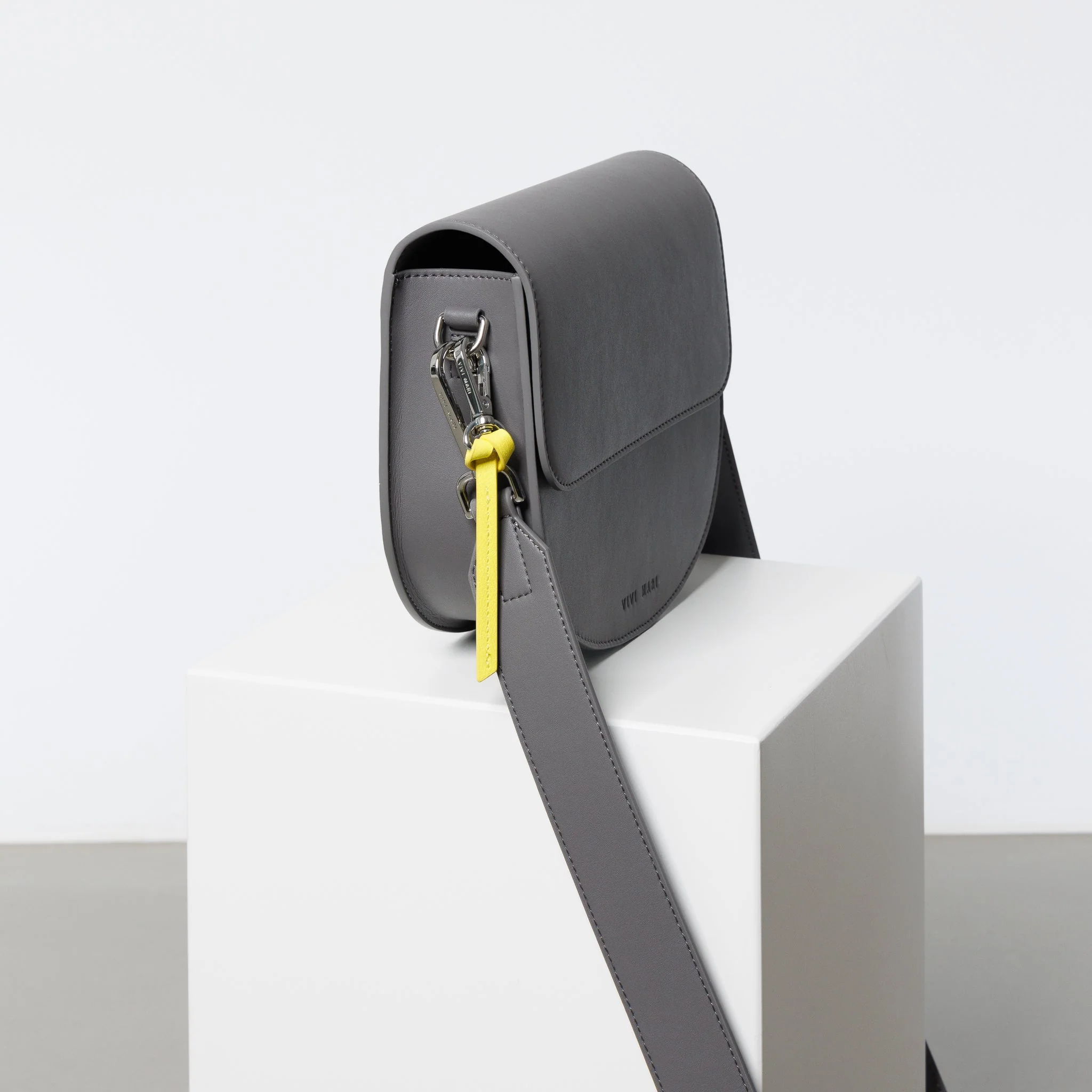 halfmoon bag + strap basic belt - taupe - Image 4