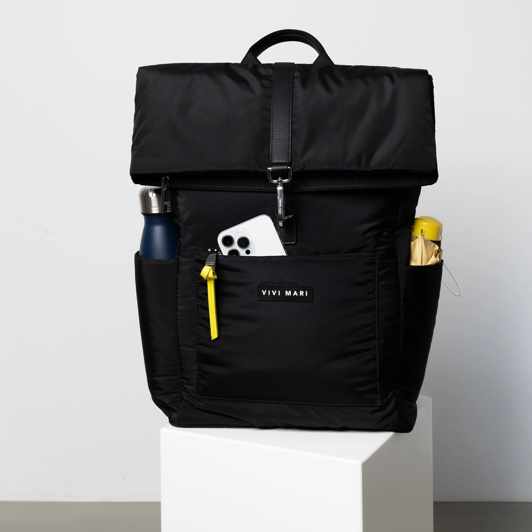 Padded Backpack medium - black - Image 3