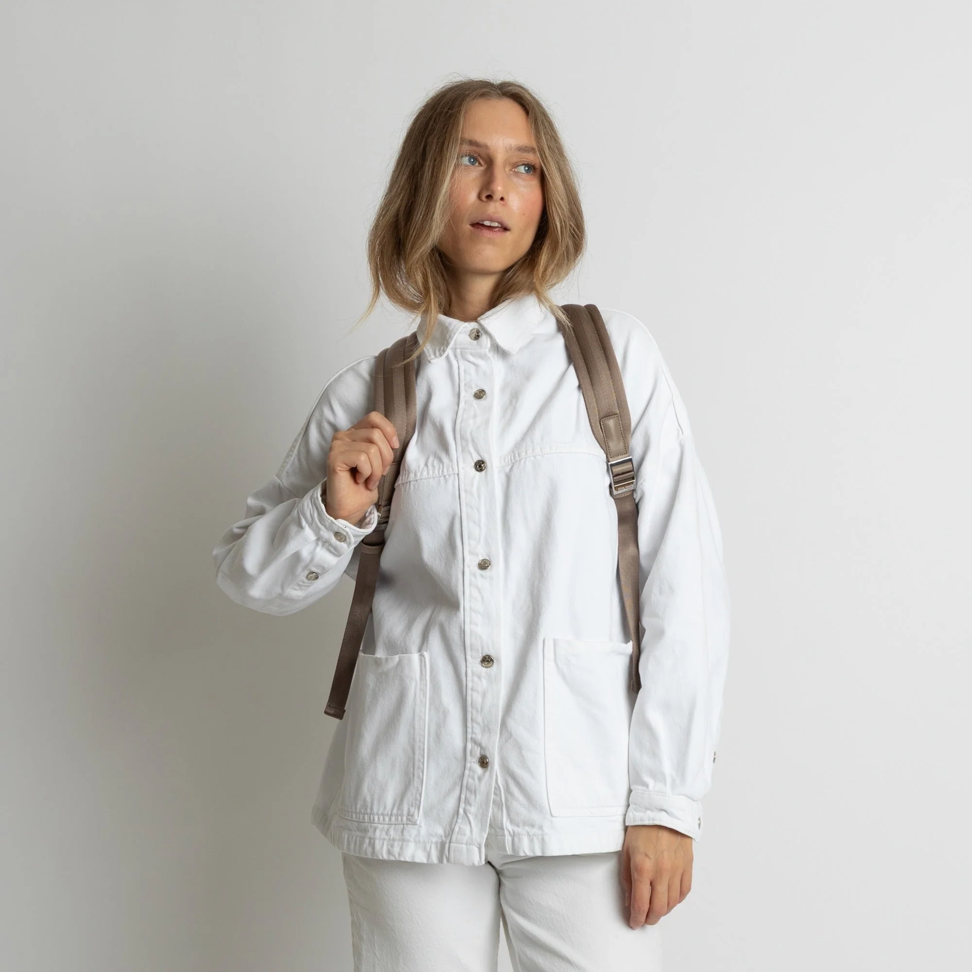 Padded Backpack medium - dark mushroom - Image 9