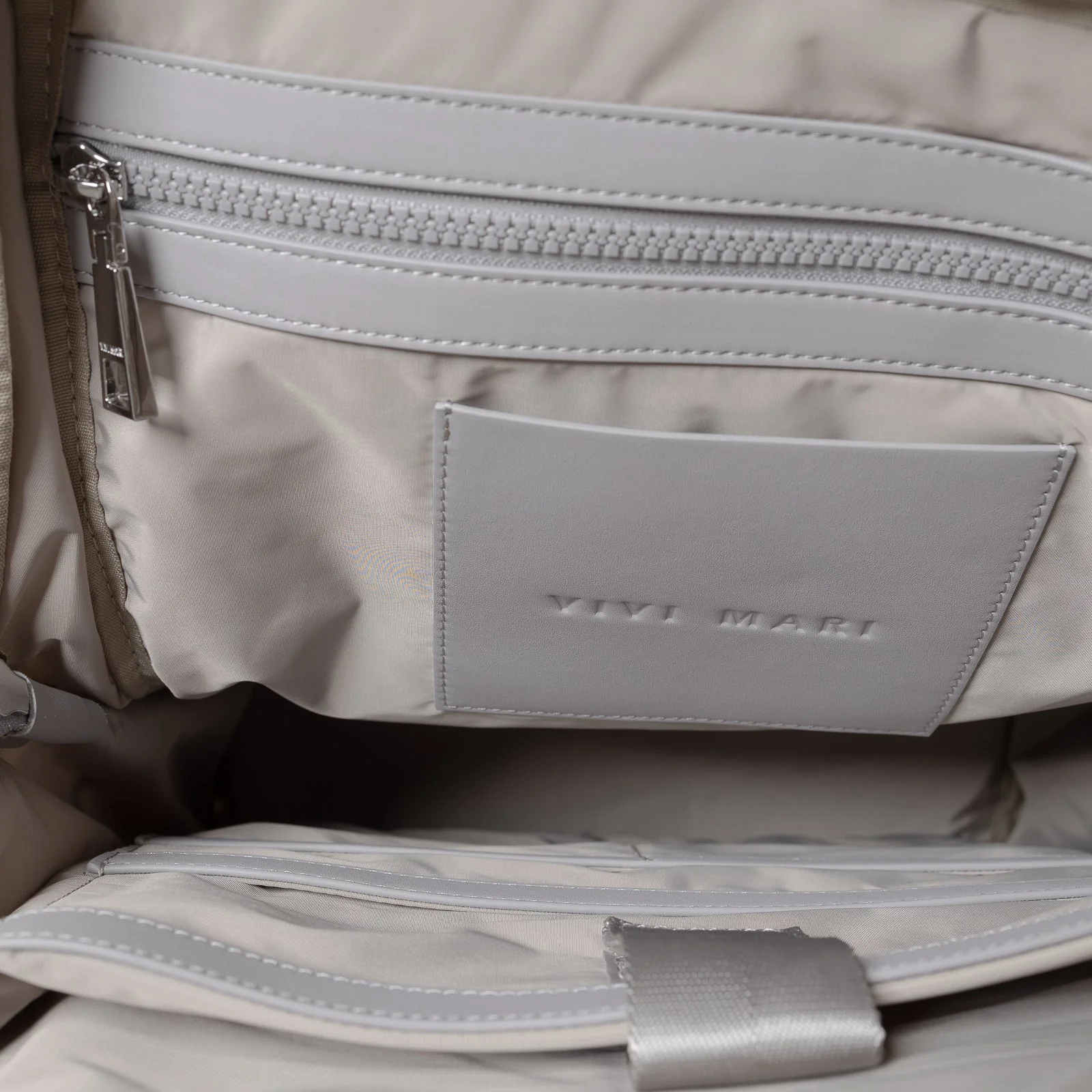 Padded Backpack medium - leo splashes grey/sand - Image 17