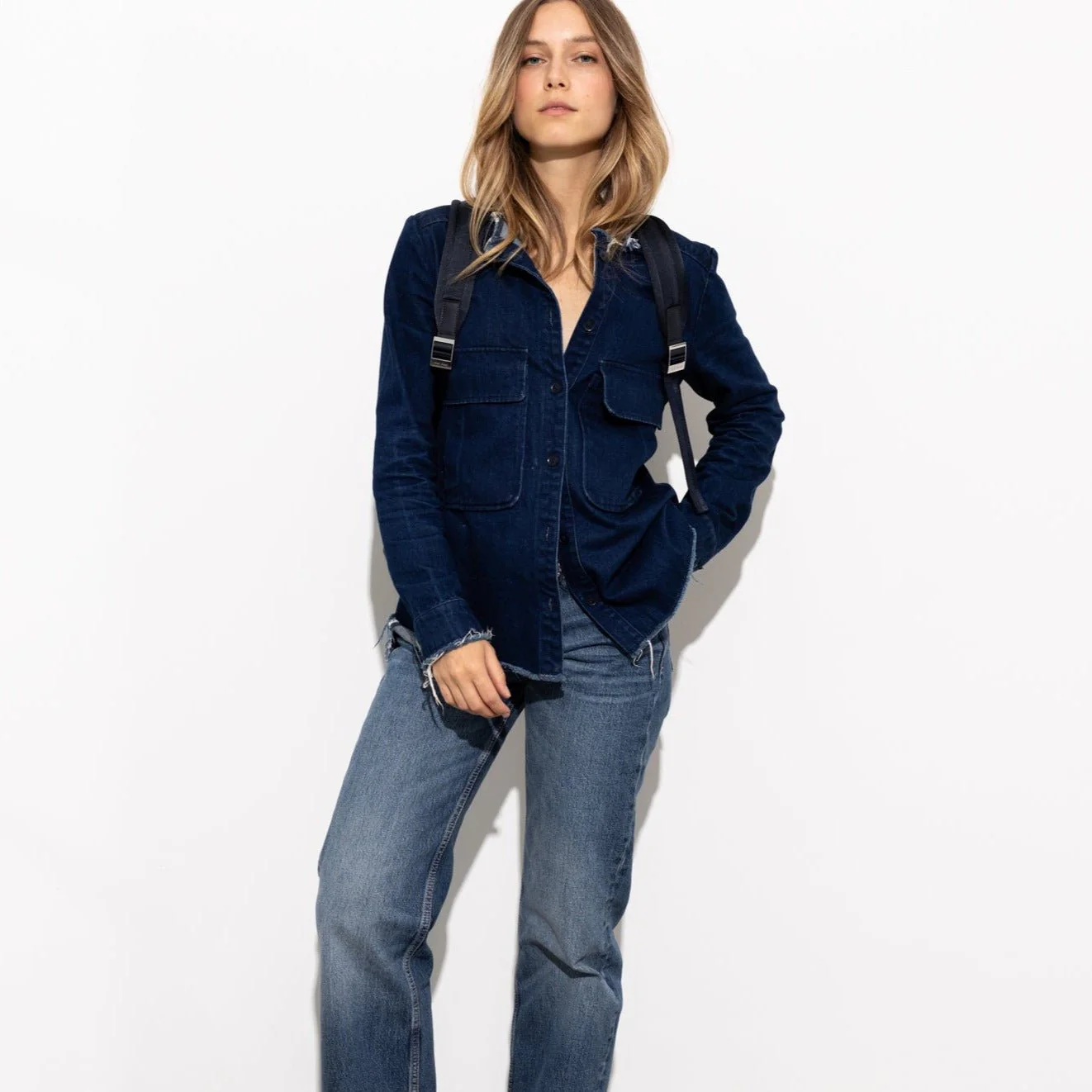 Padded Backpack medium - leo splashes navy/olive - Image 18