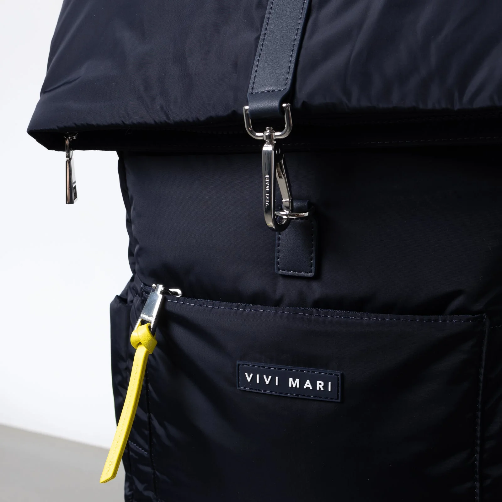 Padded Backpack medium - navy - Image 13