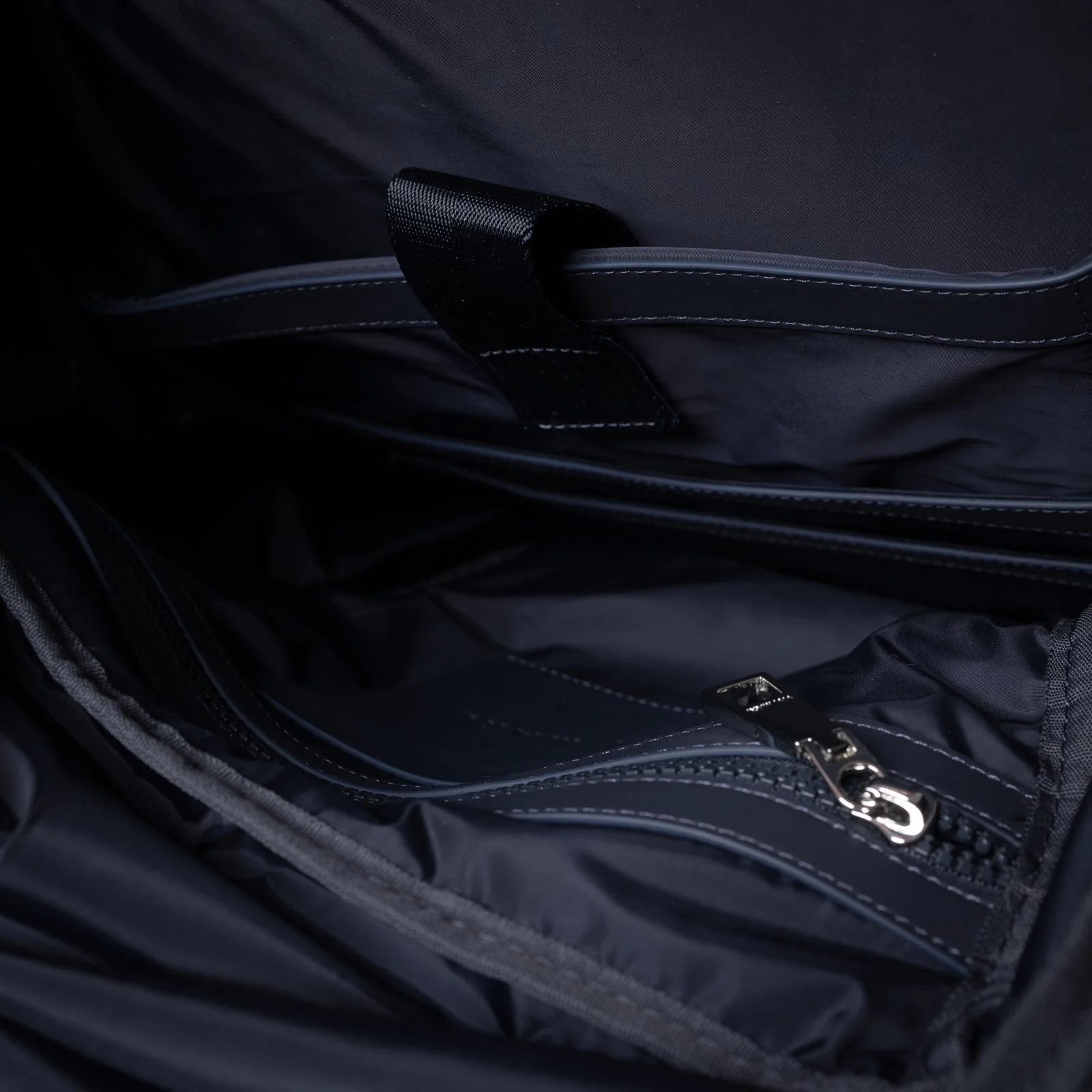 Padded Backpack medium - navy - Image 16