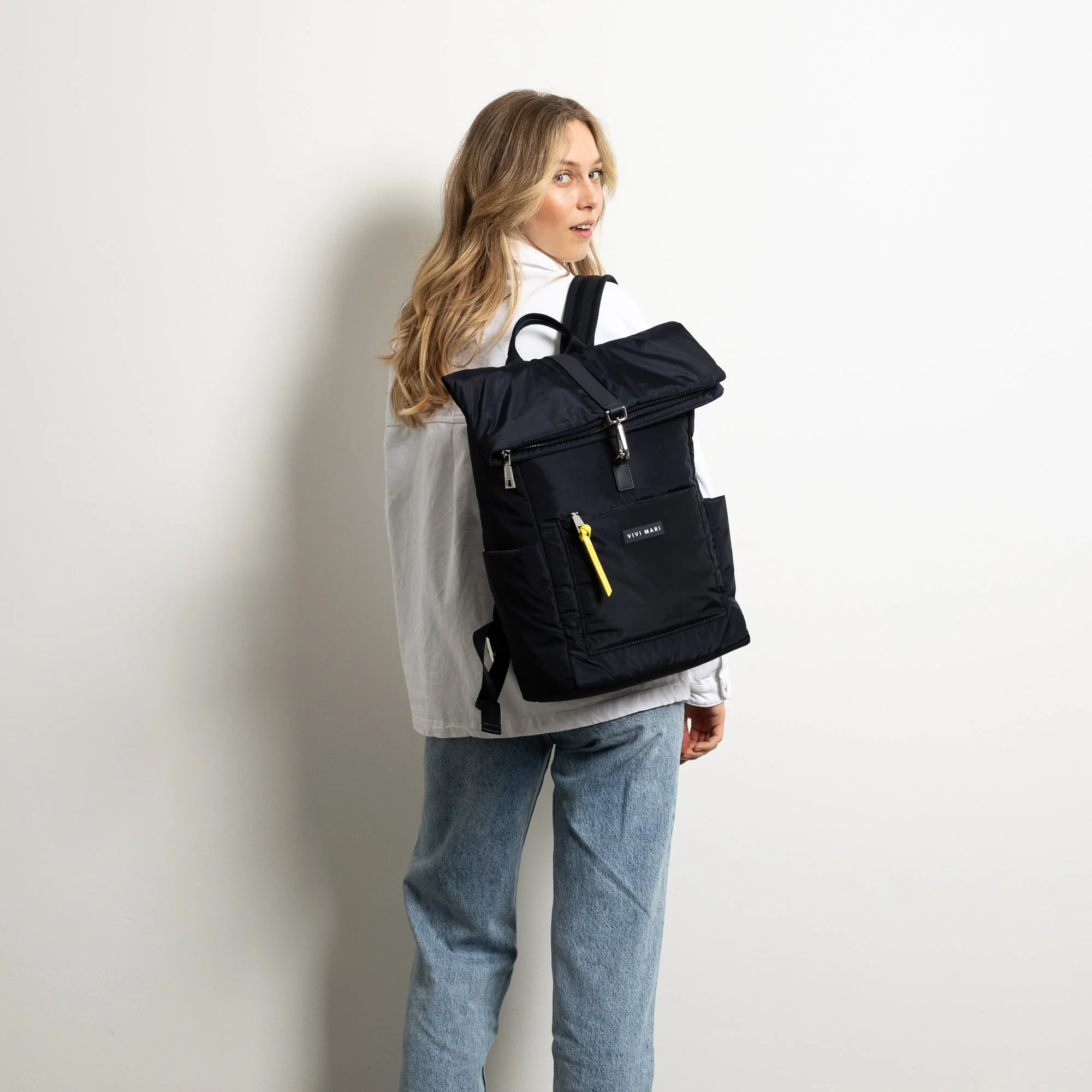 Padded Backpack medium - navy - Image 7