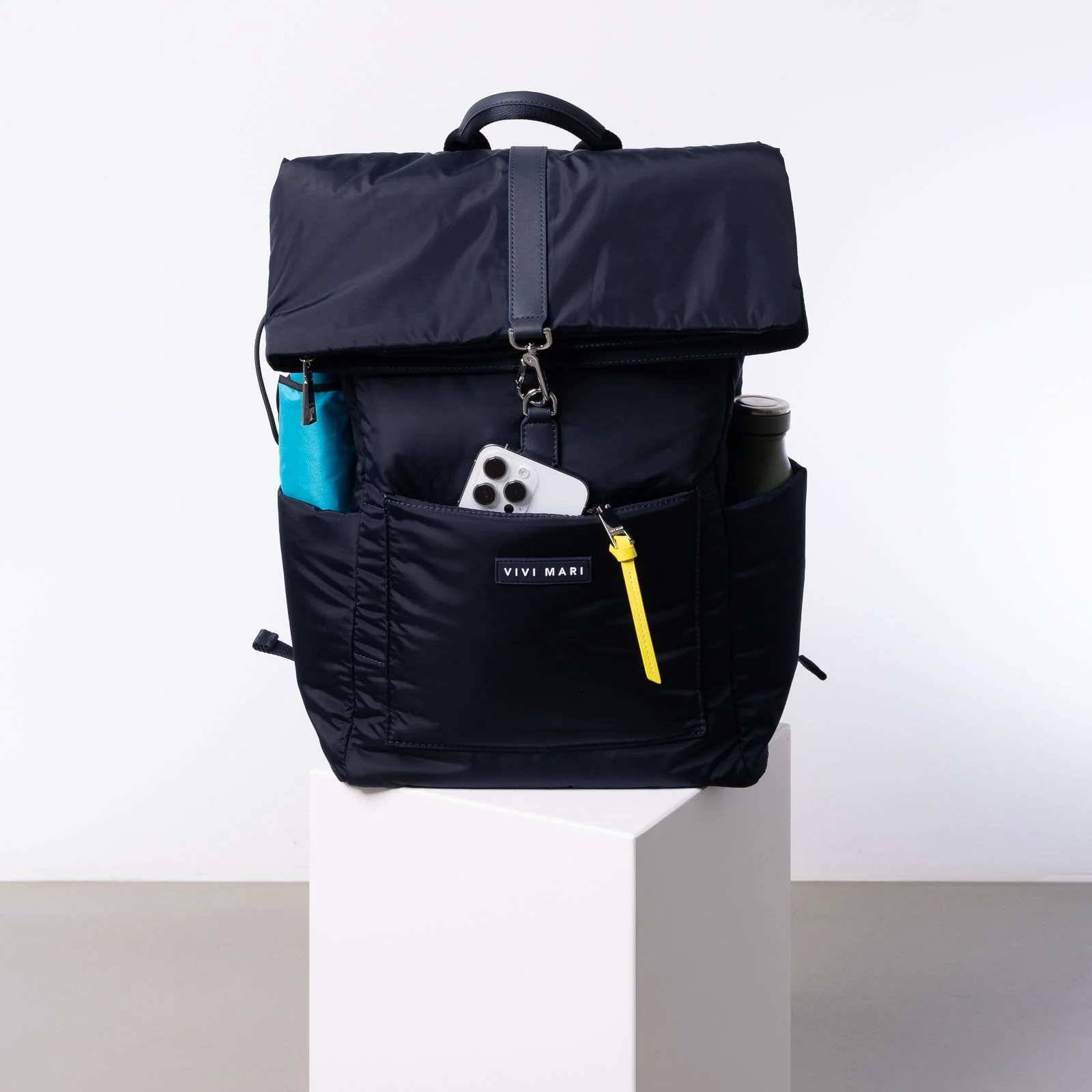 Padded Backpack medium - navy - Image 8