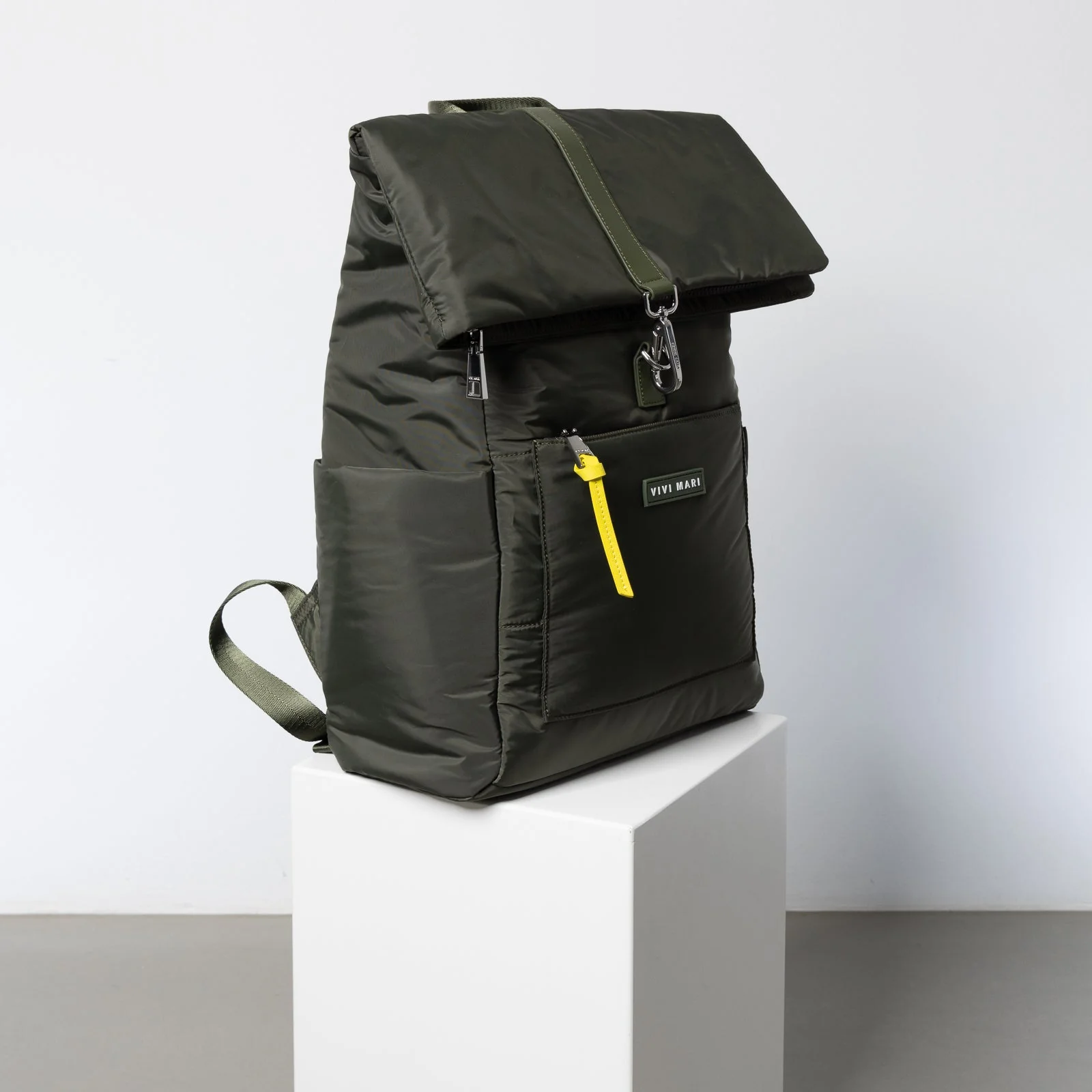 Padded Backpack medium - olive - Image 11