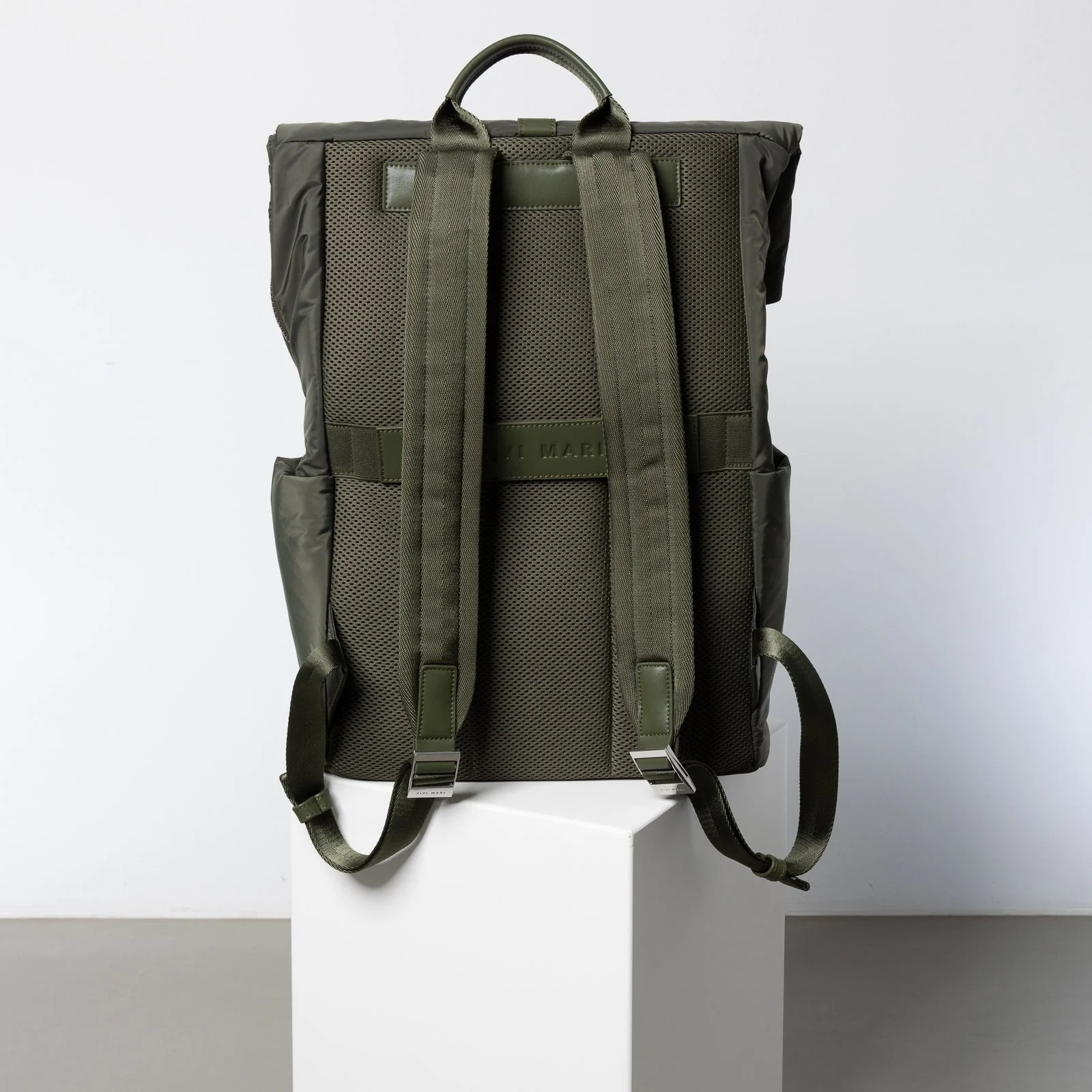 Padded Backpack medium - olive - Image 12