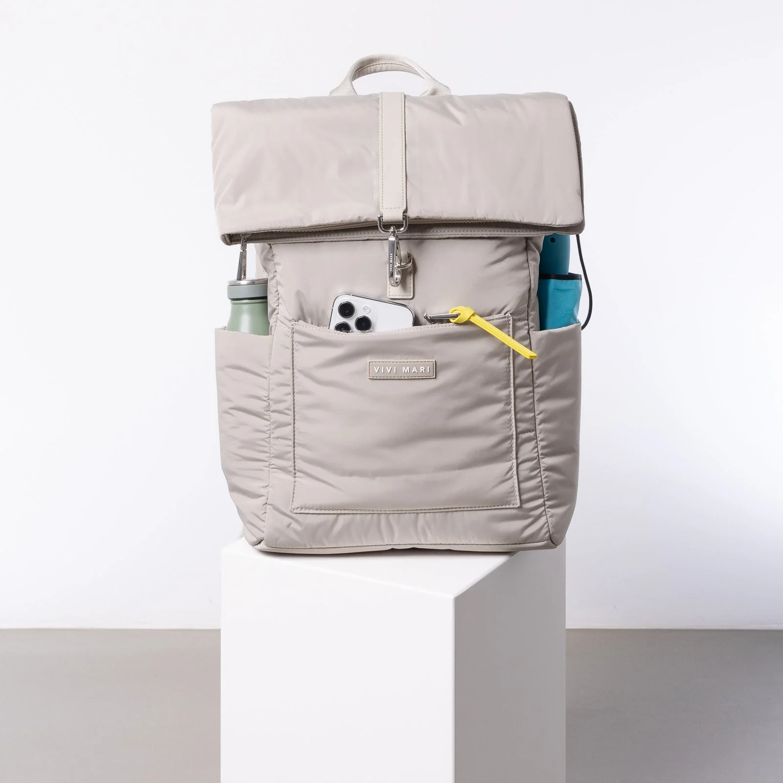 Padded Backpack medium - stone - Image 5