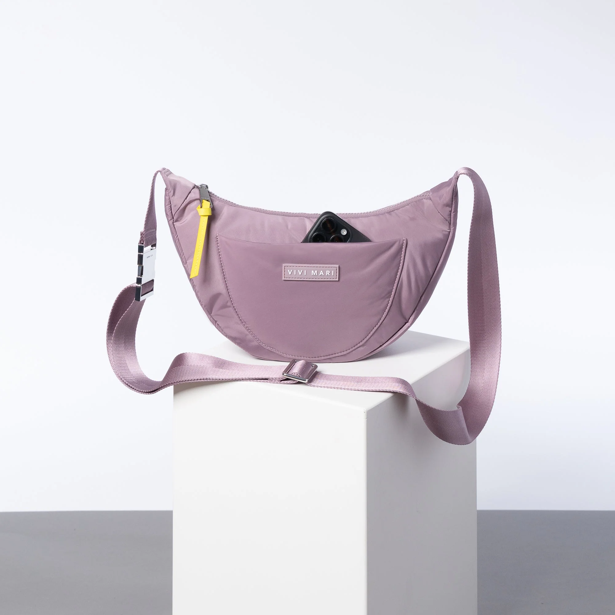 Padded Hip Bag medium - ash plum - Image 10