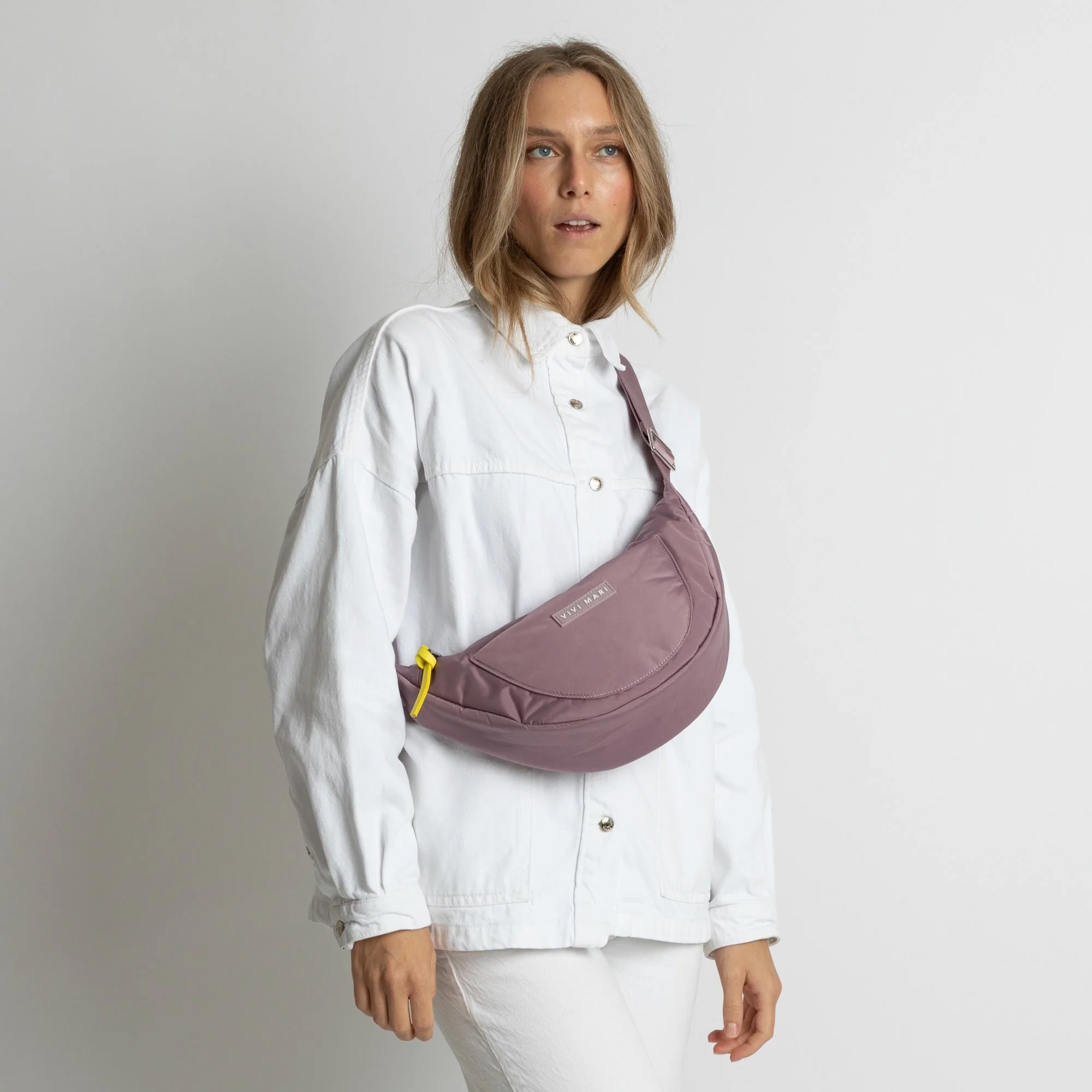 Padded Hip Bag medium - ash plum - Image 2
