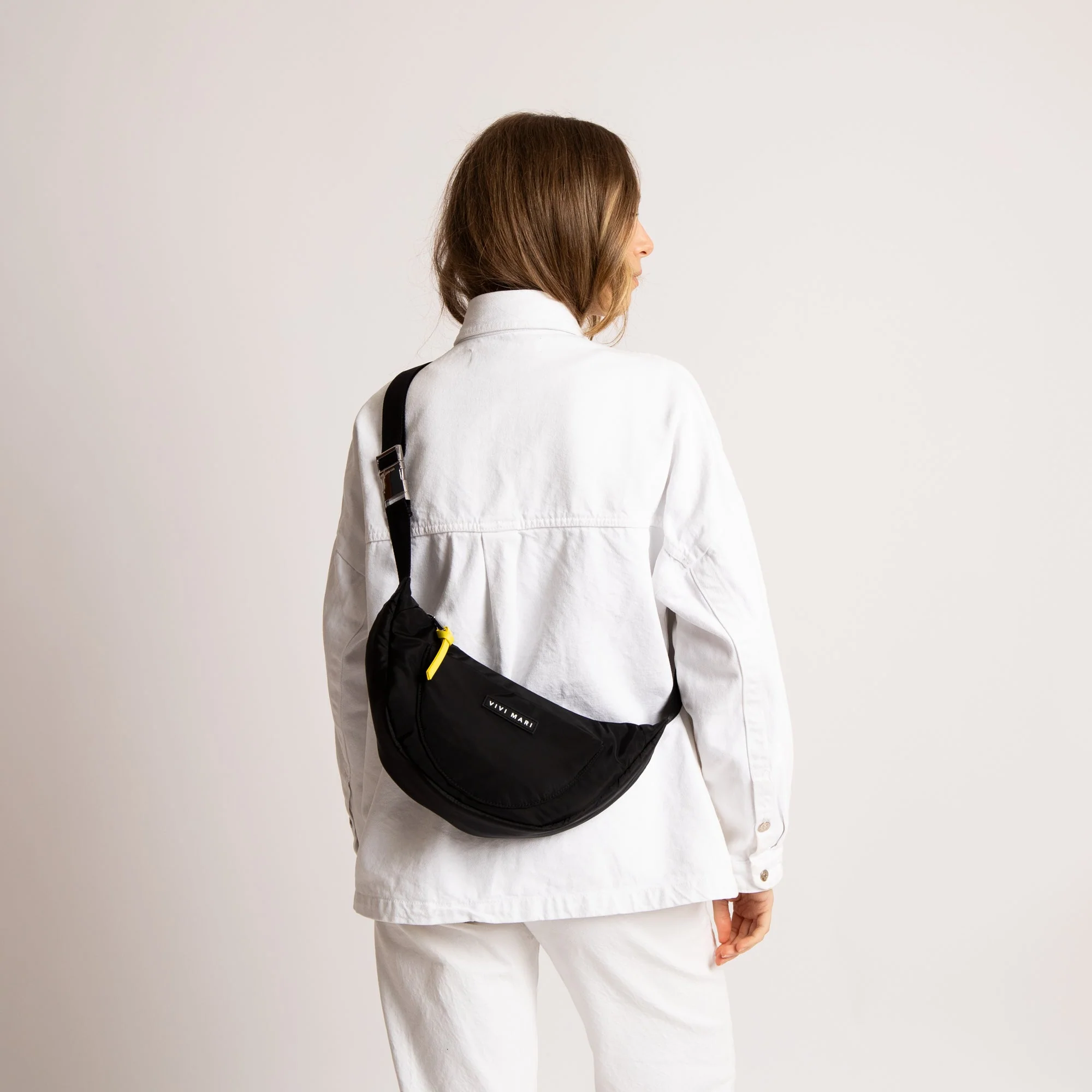 Padded Hip Bag medium - black - Image 6