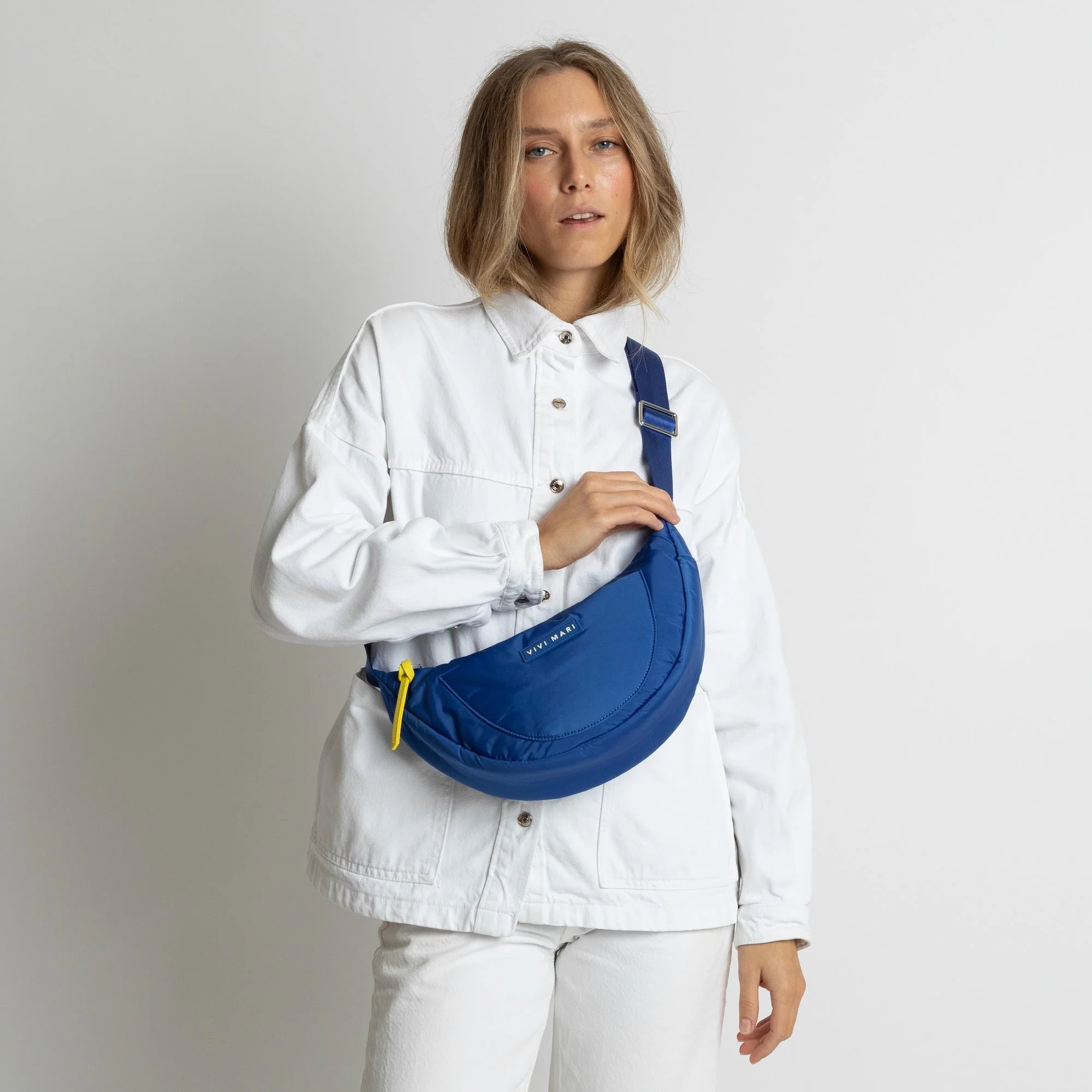 Padded Hip Bag medium - blue - Image 2