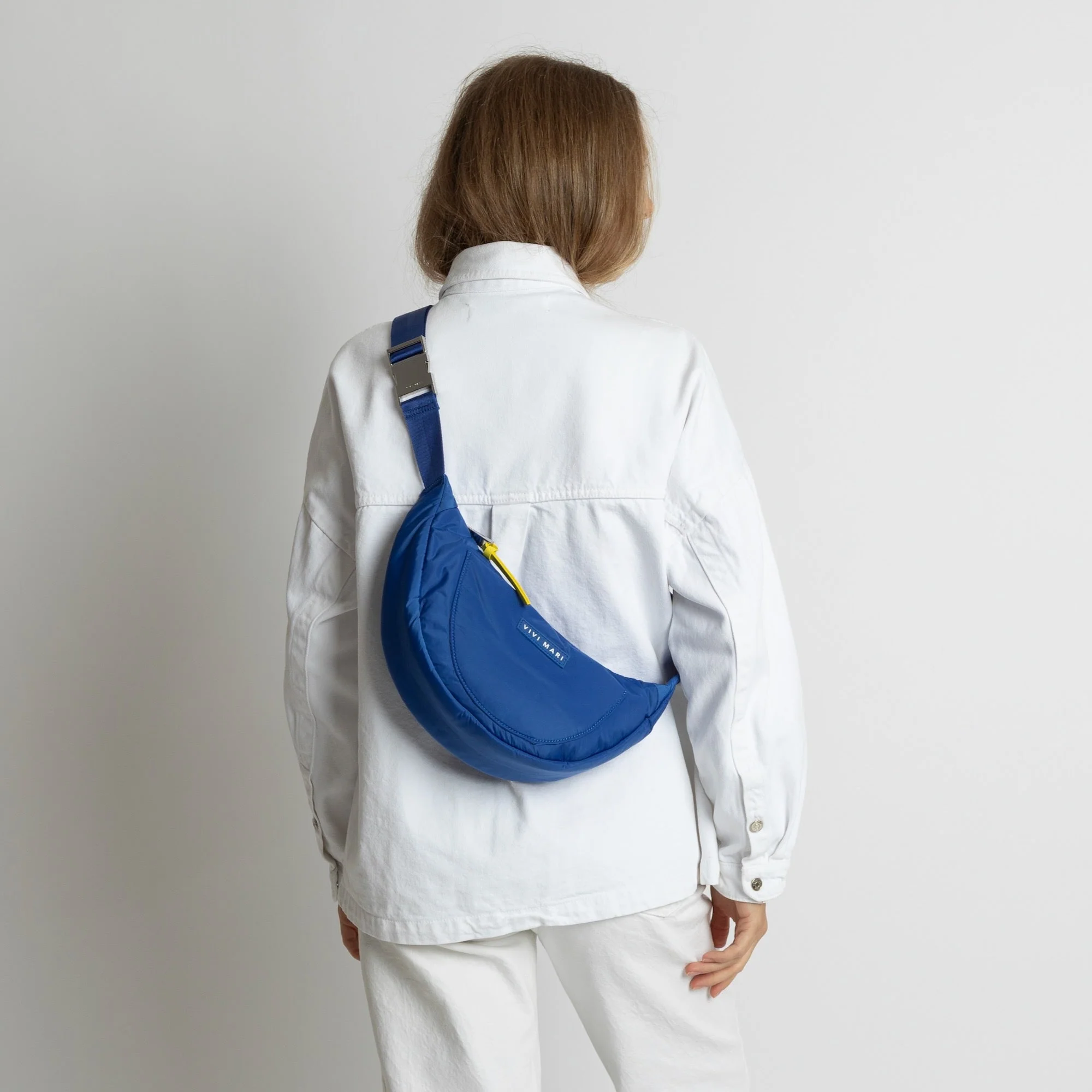 Padded Hip Bag medium - blue - Image 6
