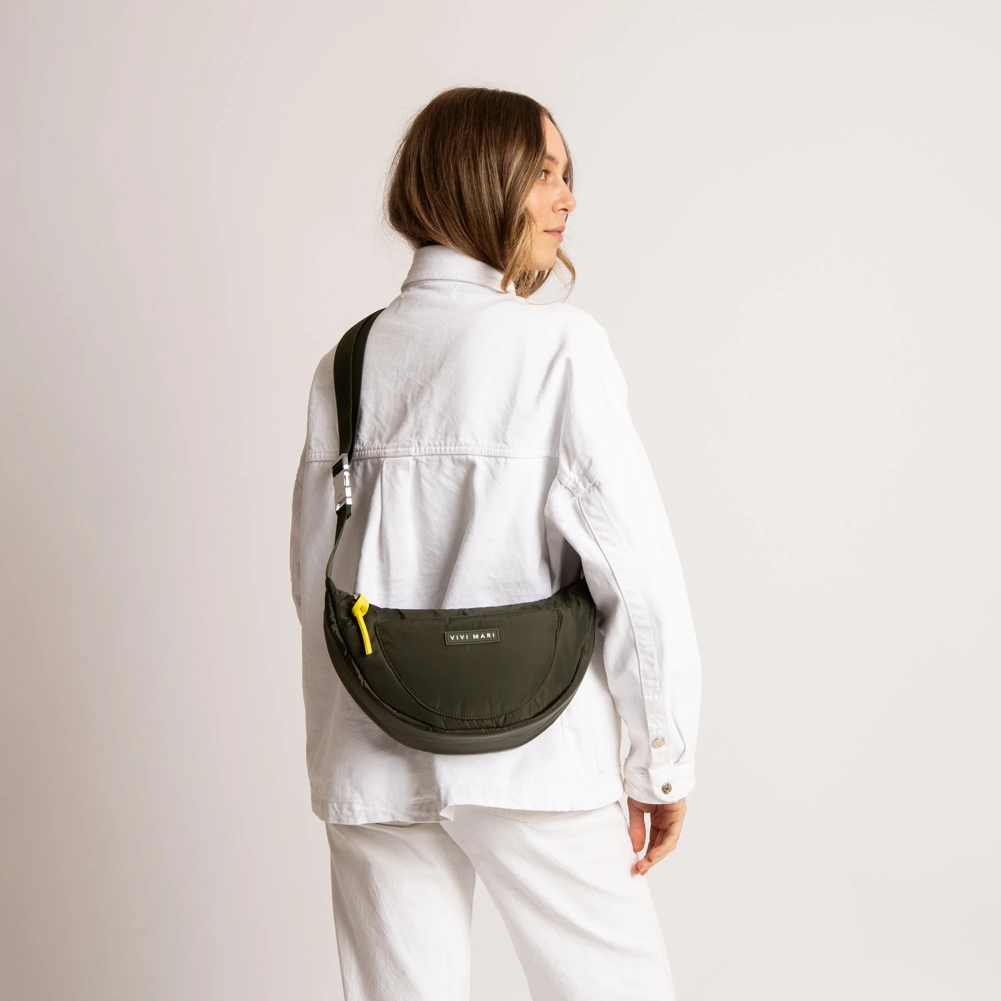 Padded Hip Bag medium - olive - Image 10