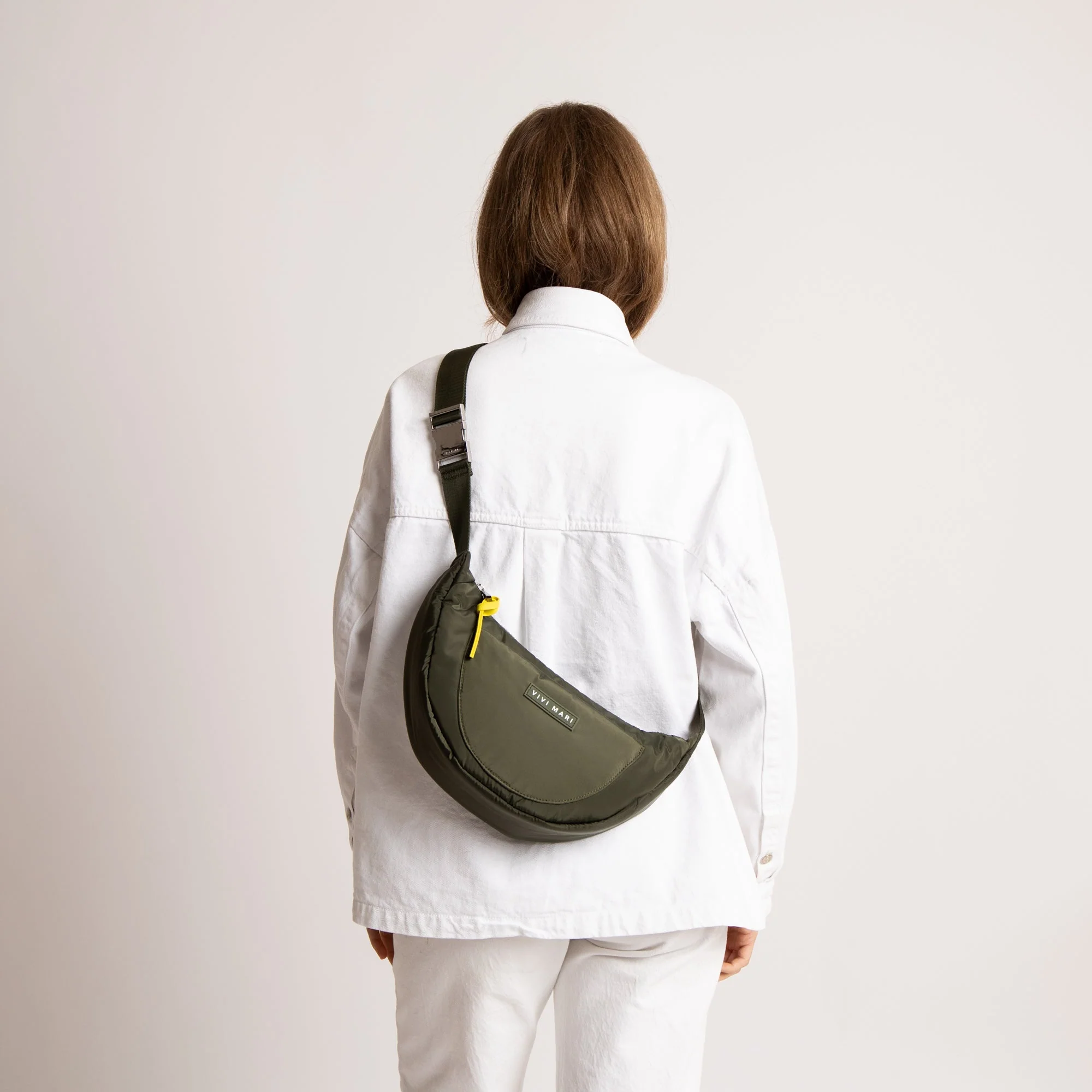 Padded Hip Bag medium - olive - Image 5