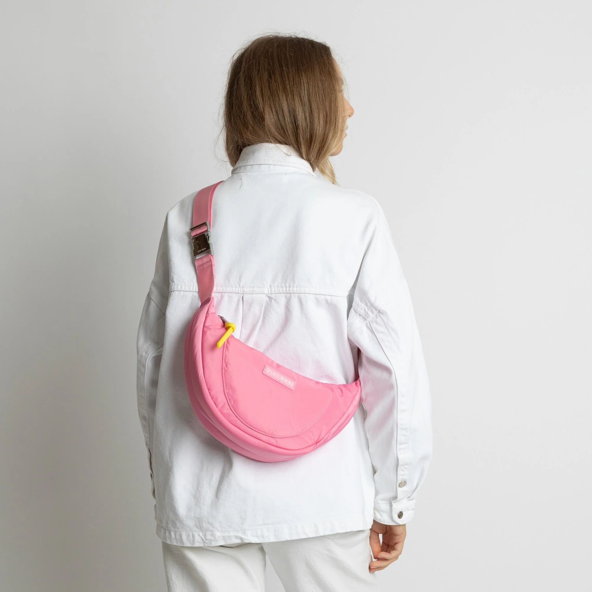 Padded Hip Bag medium - soft pink - Image 8