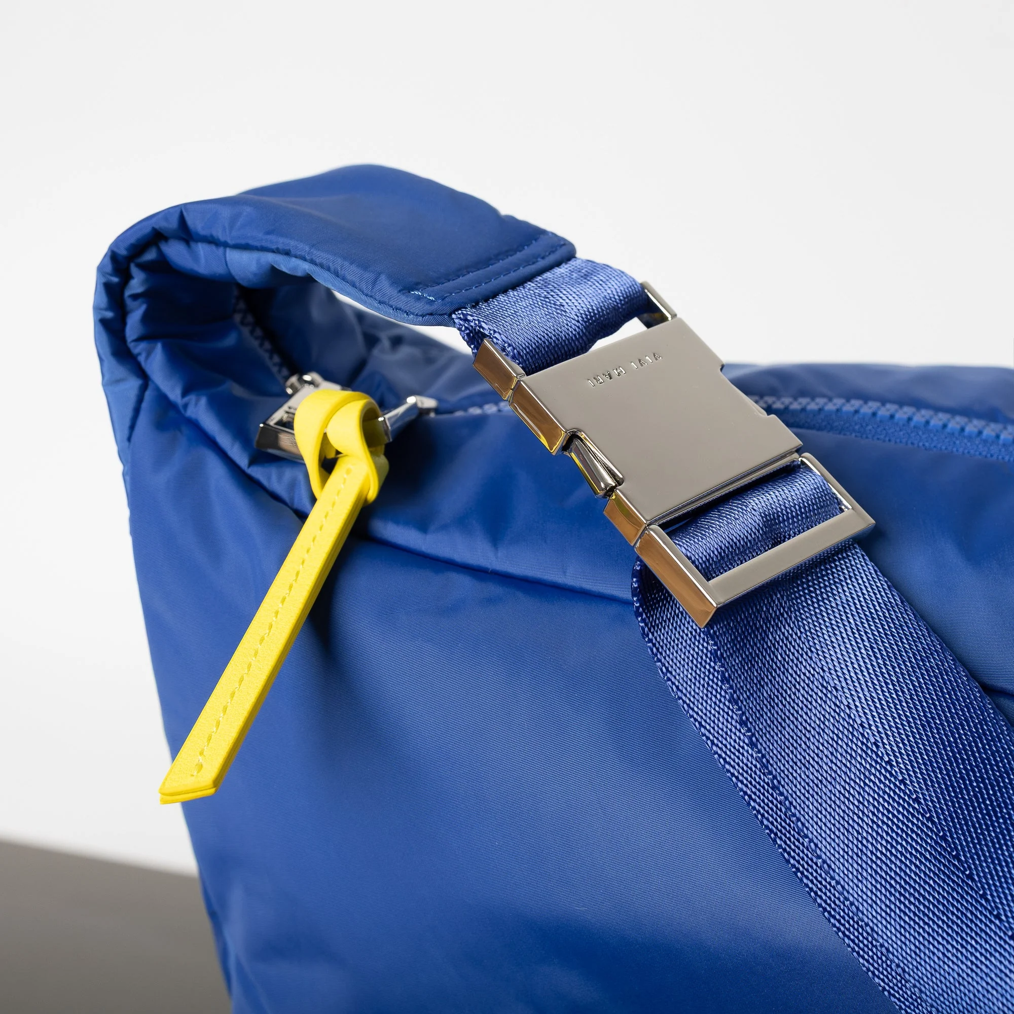 Padded Hip Bag oversized - blue - Image 3
