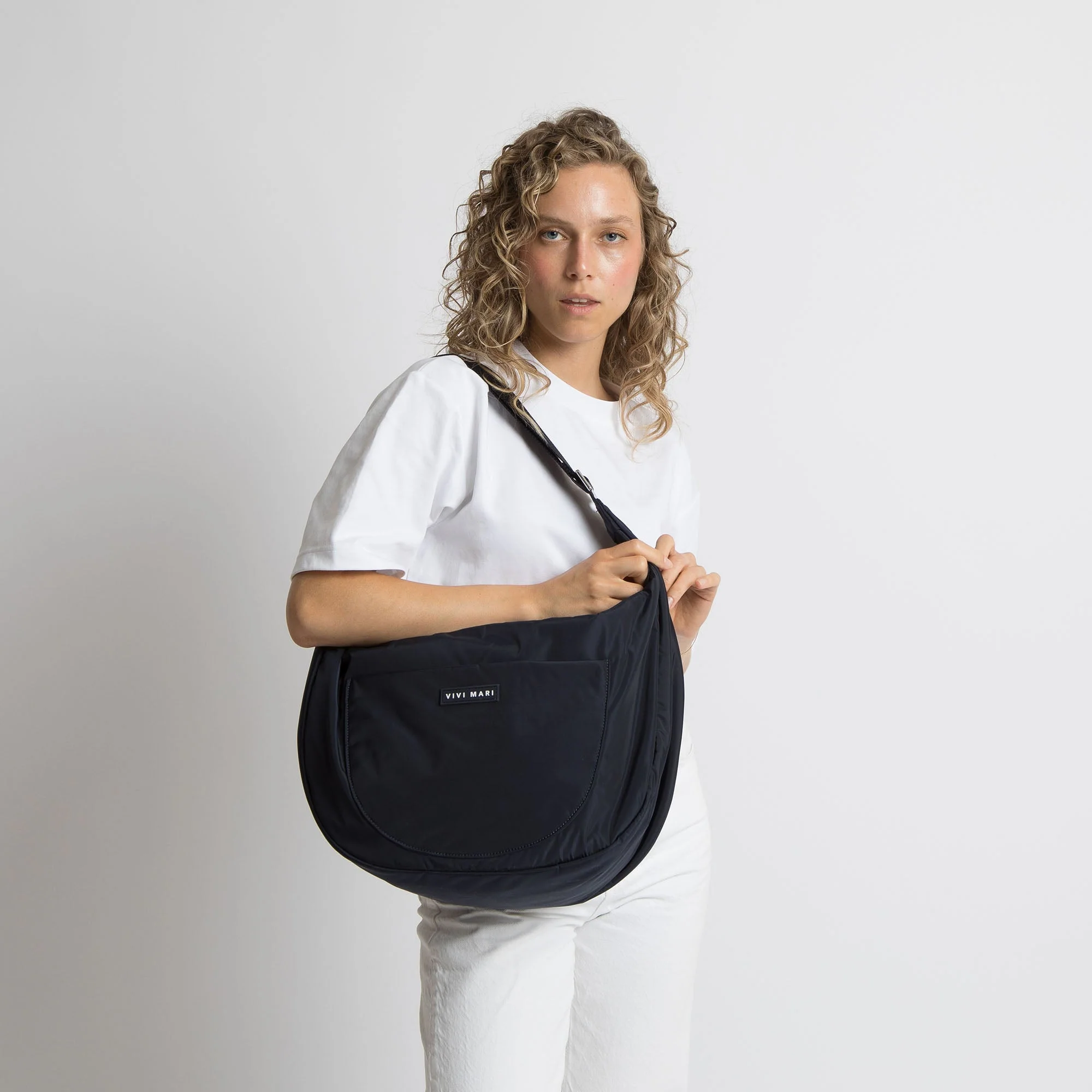 Padded Hip Bag oversized - navy - Image 10