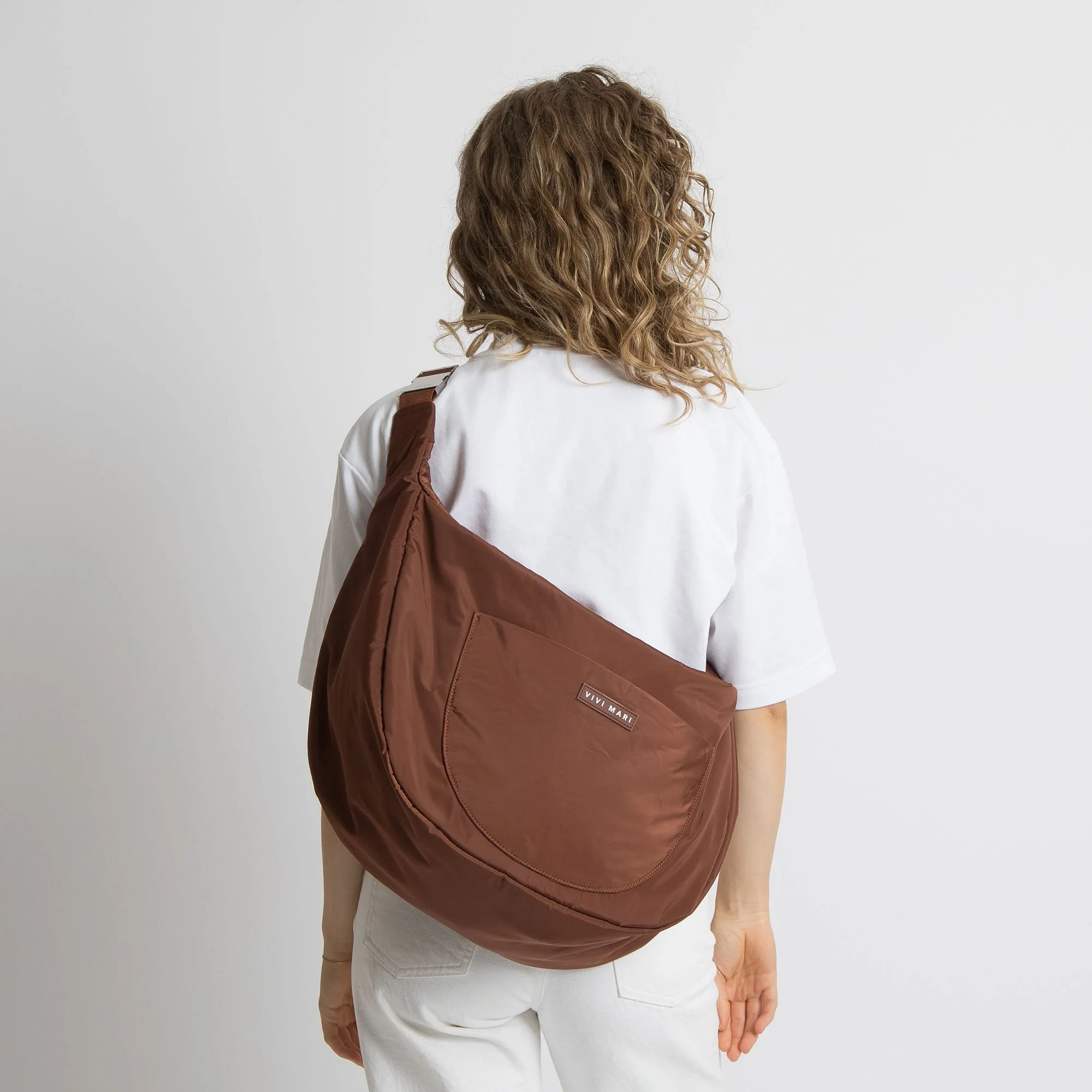 Padded Hip Bag oversized - tan - Image 4