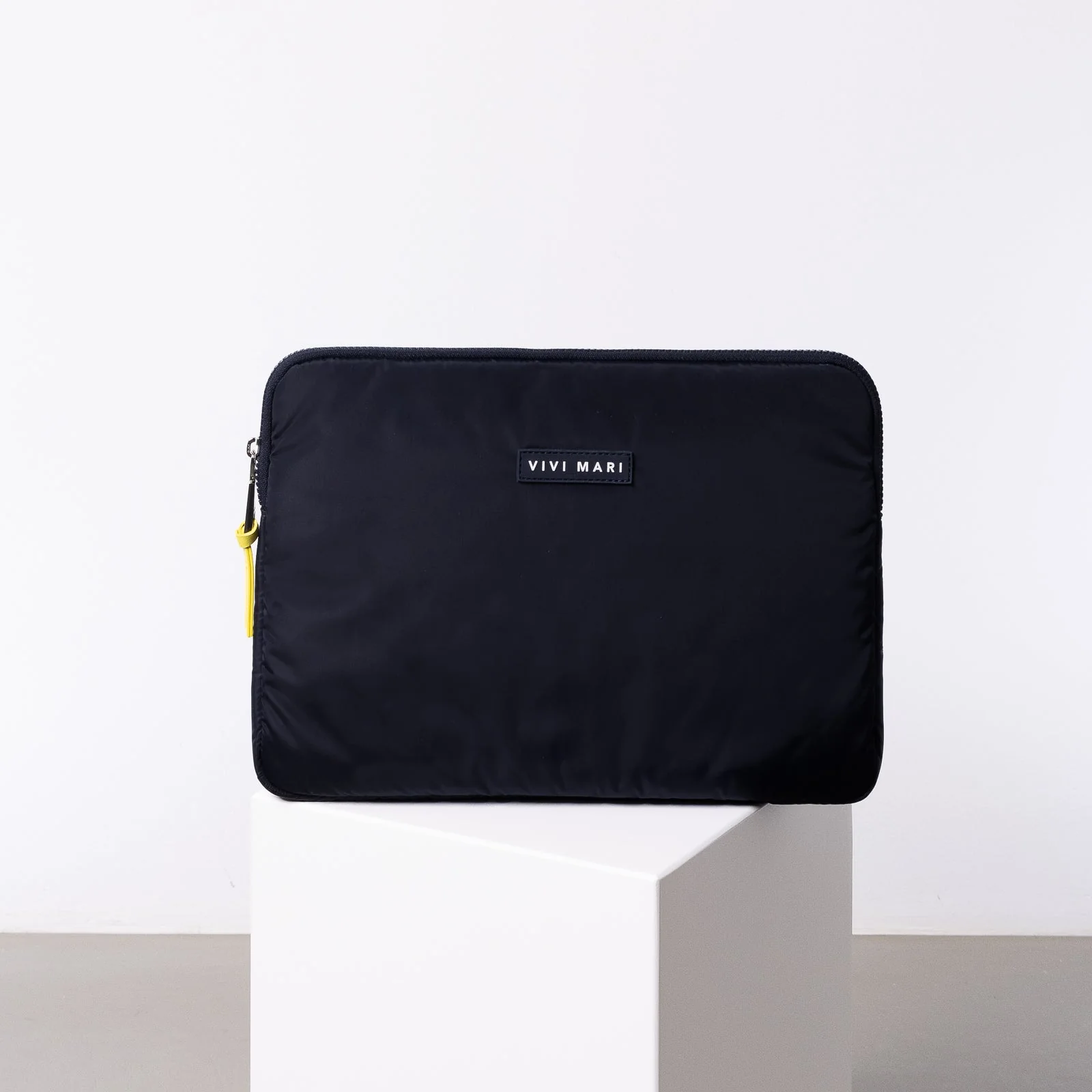 Padded Laptop Sleeve 13"/14" - navy - Image 4