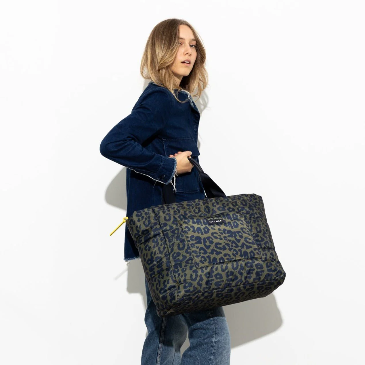 padded tote bag large + strap basic woven slim - leo splashes navy/olive - Image 11