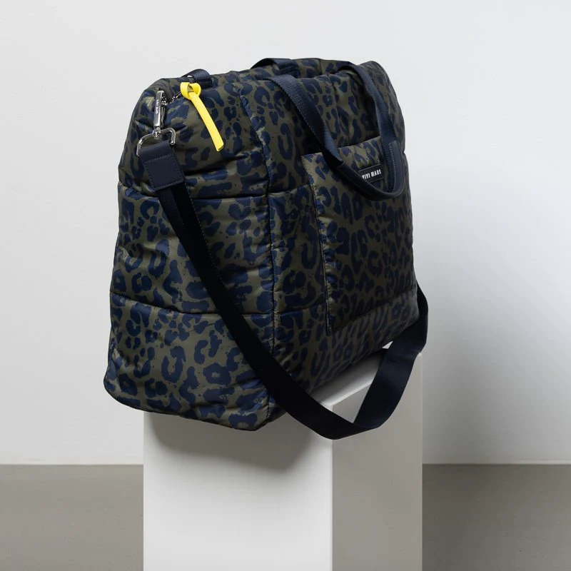 padded tote bag large + strap basic woven slim - leo splashes navy/olive - Image 4