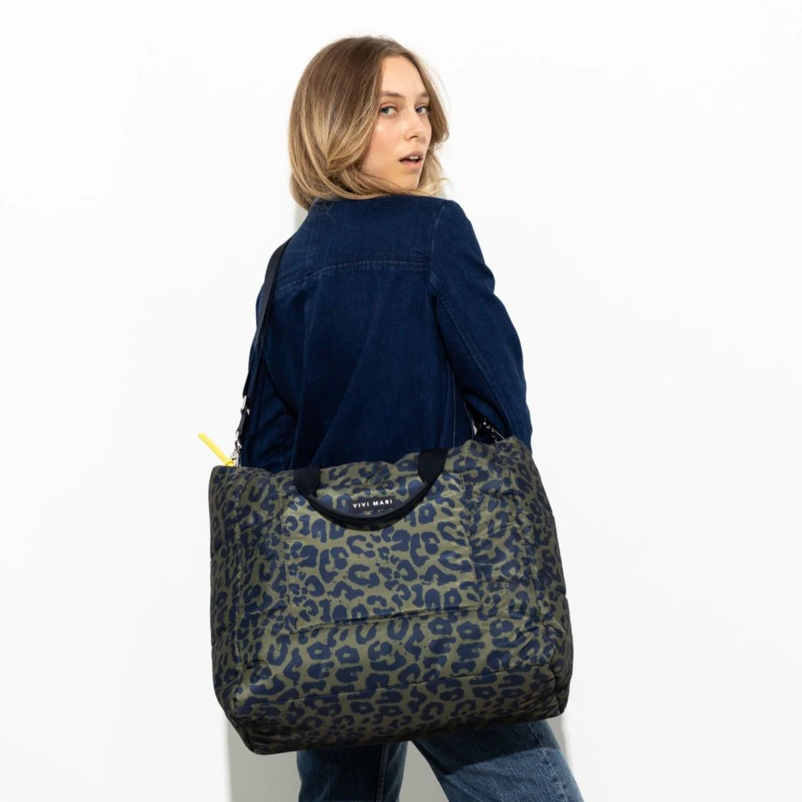 padded tote bag large + strap basic woven slim - leo splashes navy/olive - Image 7