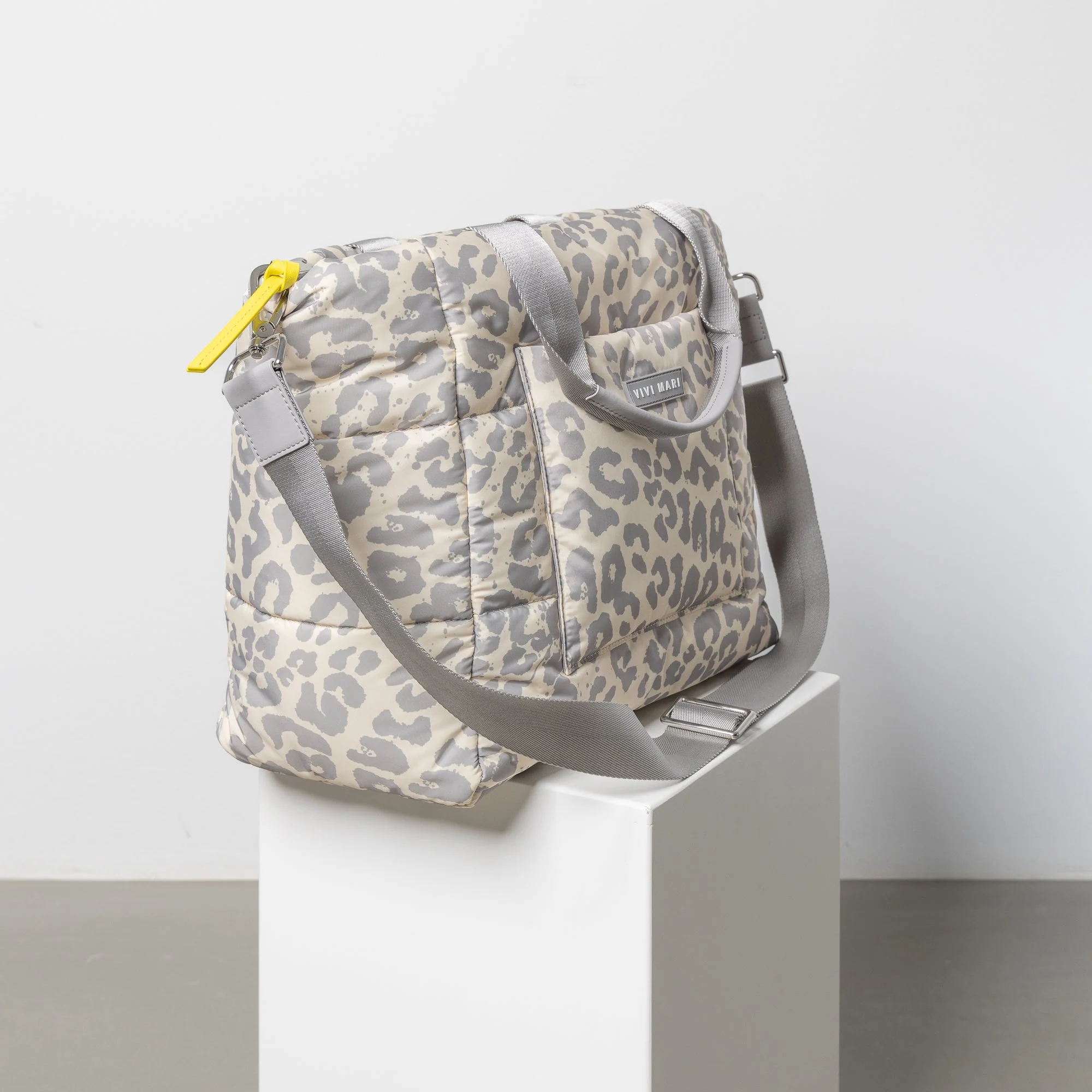 padded tote bag medium + strap basic woven slim - leo splashes grey/sand - Image 3