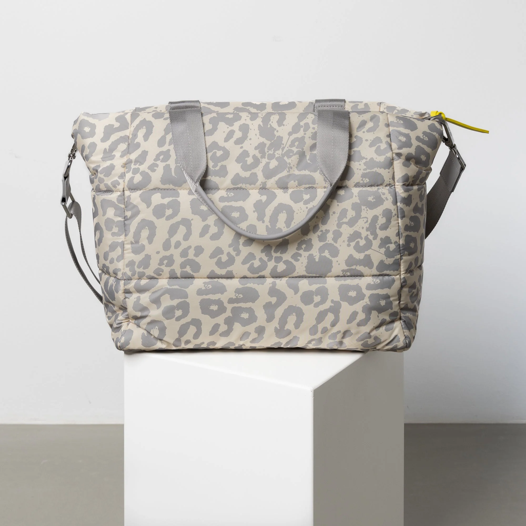 padded tote bag medium + strap basic woven slim - leo splashes grey/sand - Image 5