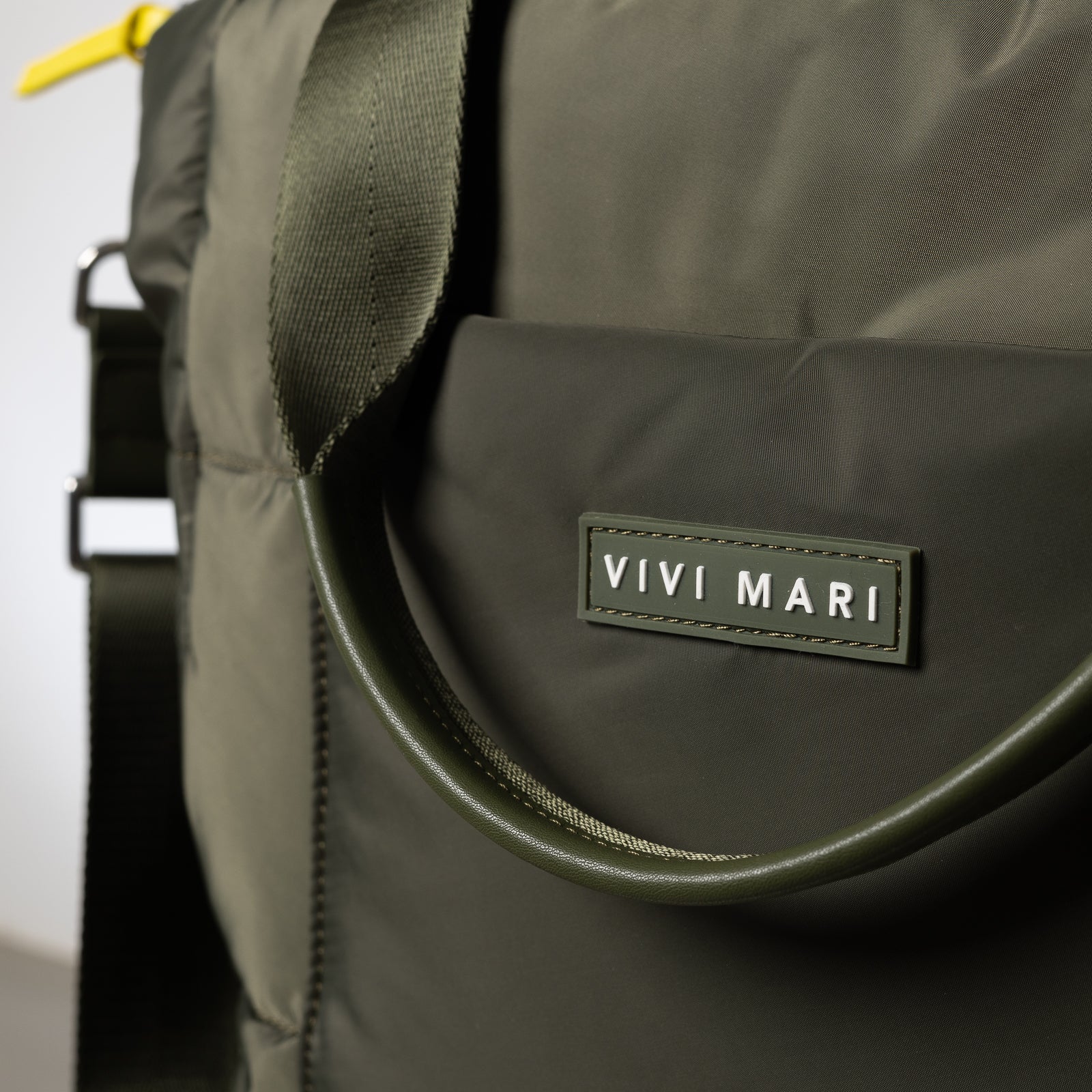 padded tote bag medium + strap basic woven slim - olive - Image 10