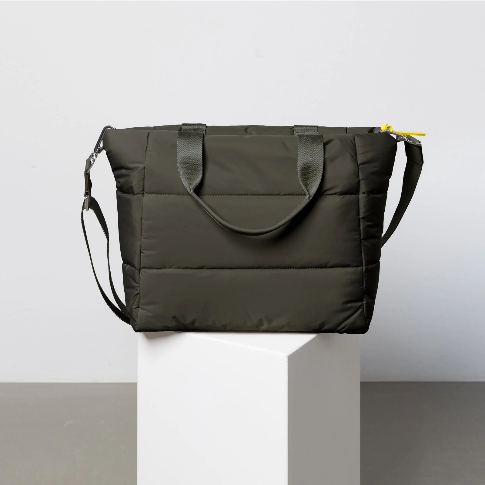padded tote bag medium + strap basic woven slim - olive - Image 5