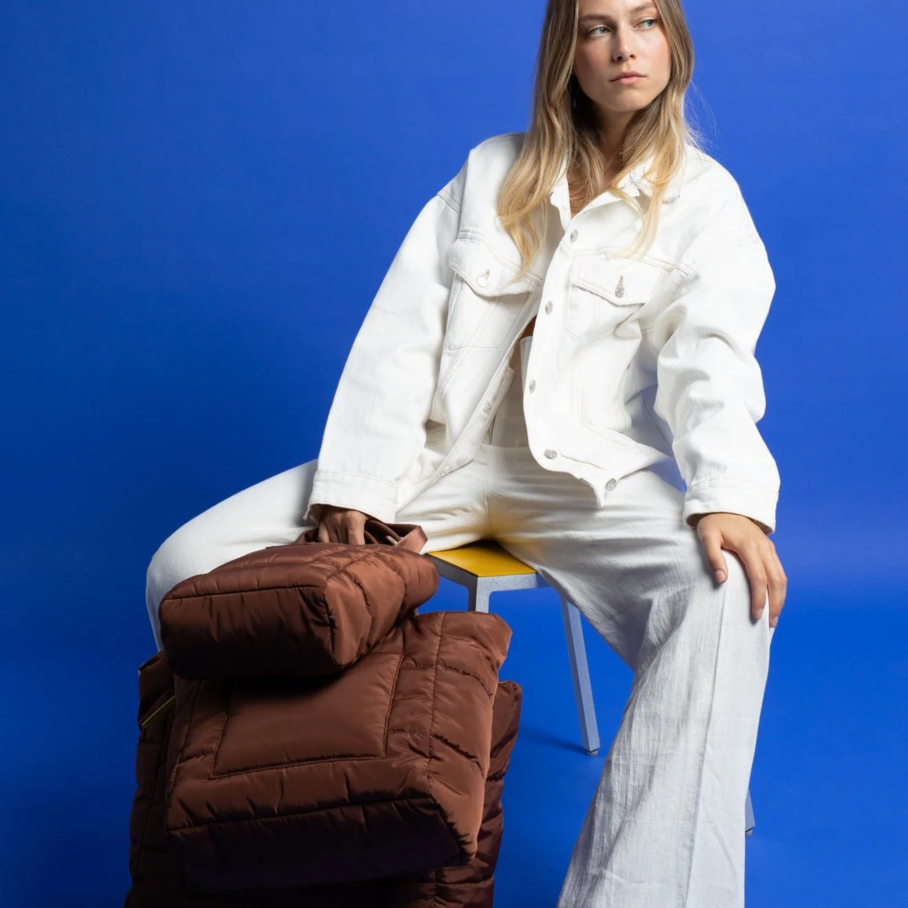 padded tote bag medium + strap basic woven slim - tan - Image 21