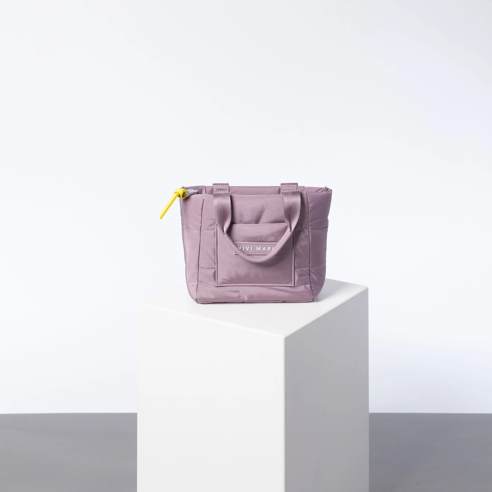 padded tote bag mini + strap basic woven slim - ash plum - Image 13