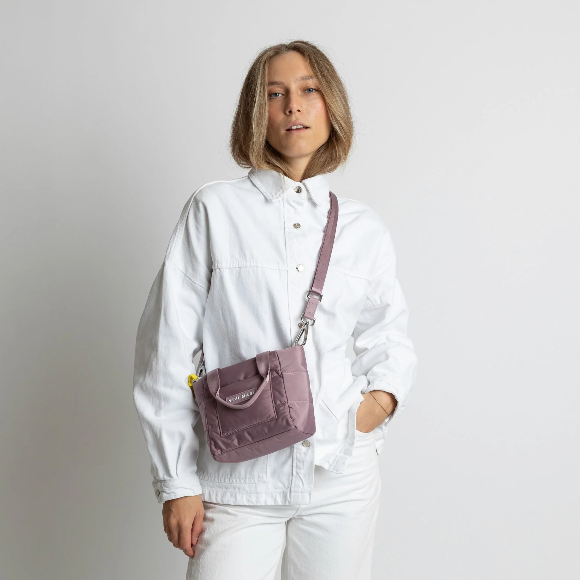 padded tote bag mini + strap basic woven slim - ash plum - Image 2