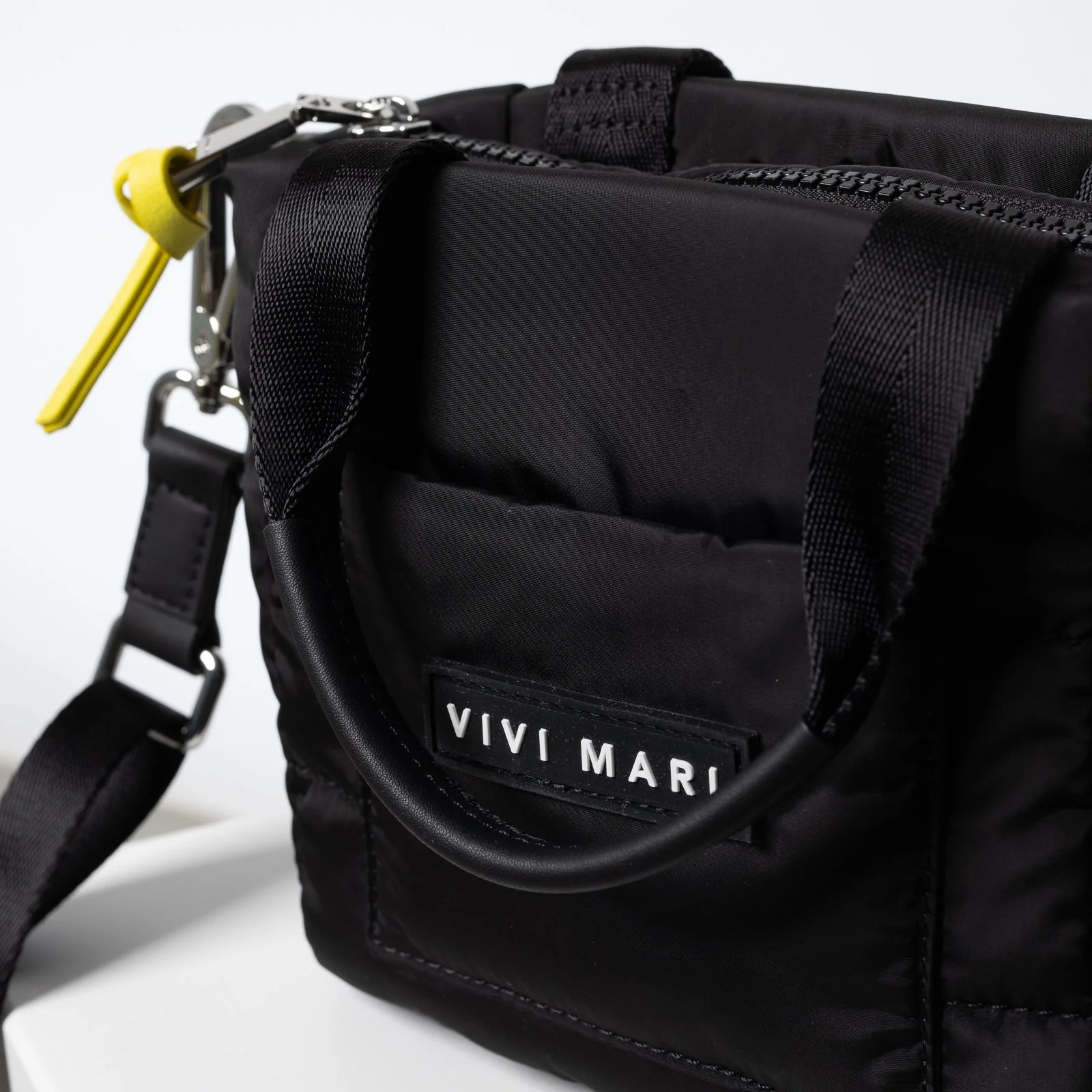 padded tote bag mini + strap basic woven slim - black - Image 13